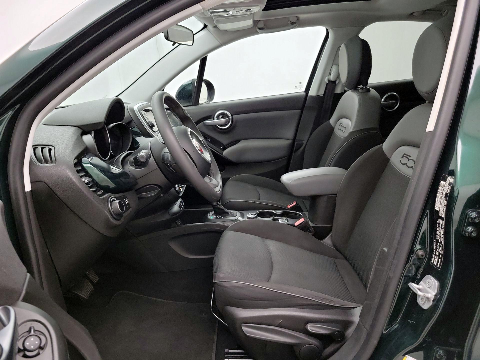 Thumbnail: 2016 Fiat 500X - 11