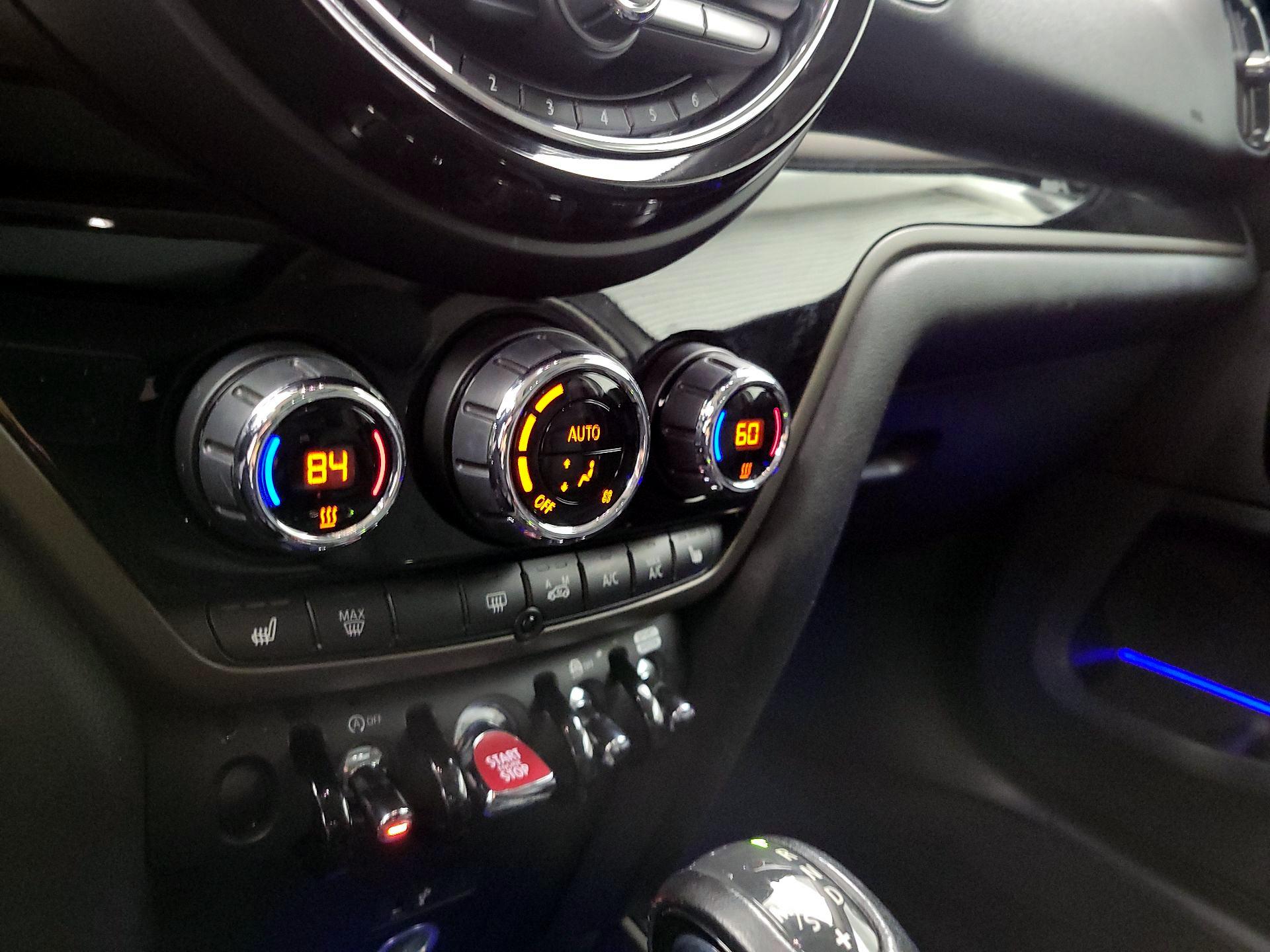 Thumbnail: 2019 MINI Cooper Countryman - 16