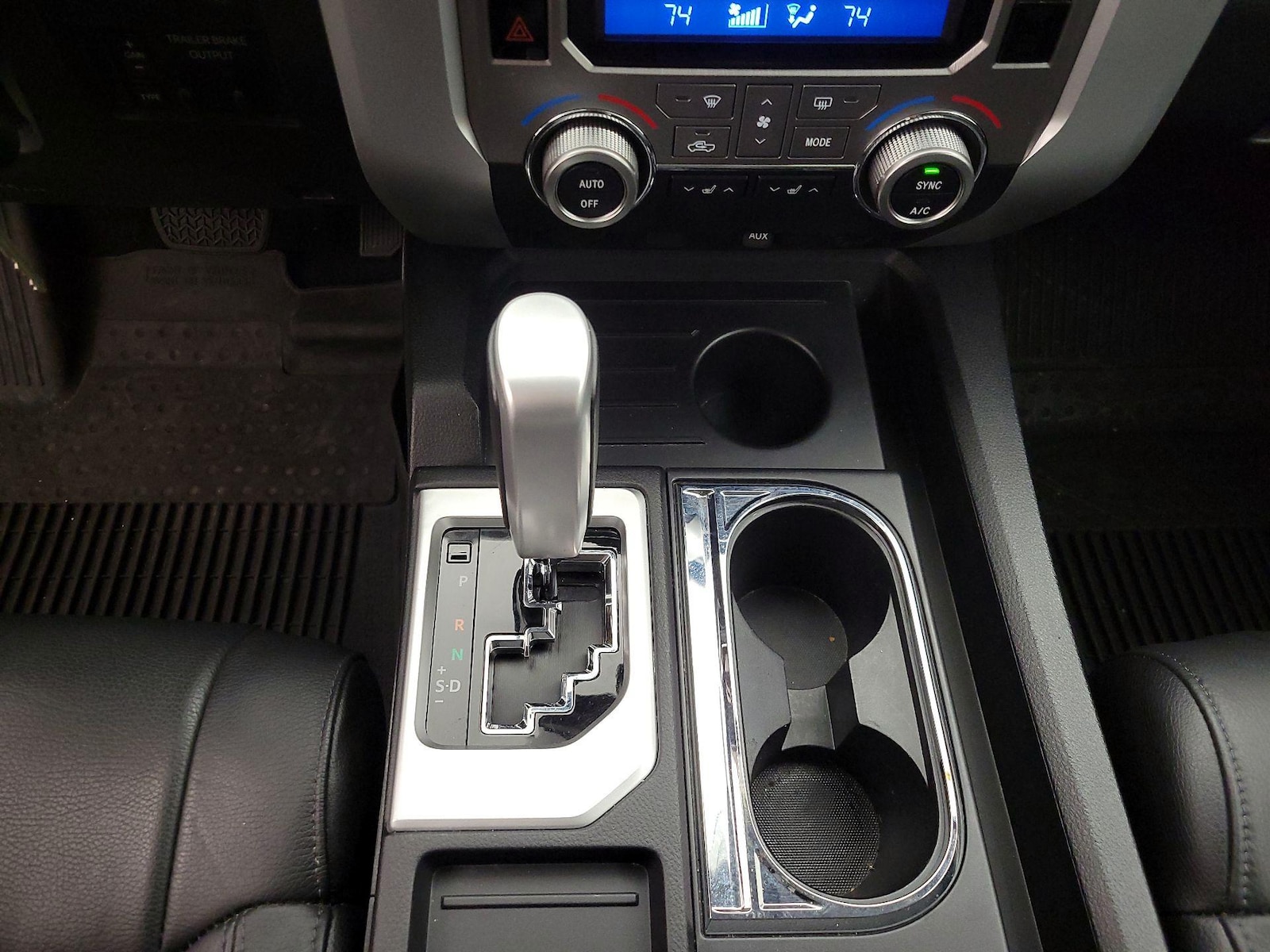 2017 Toyota Tundra Limited - Photo 19