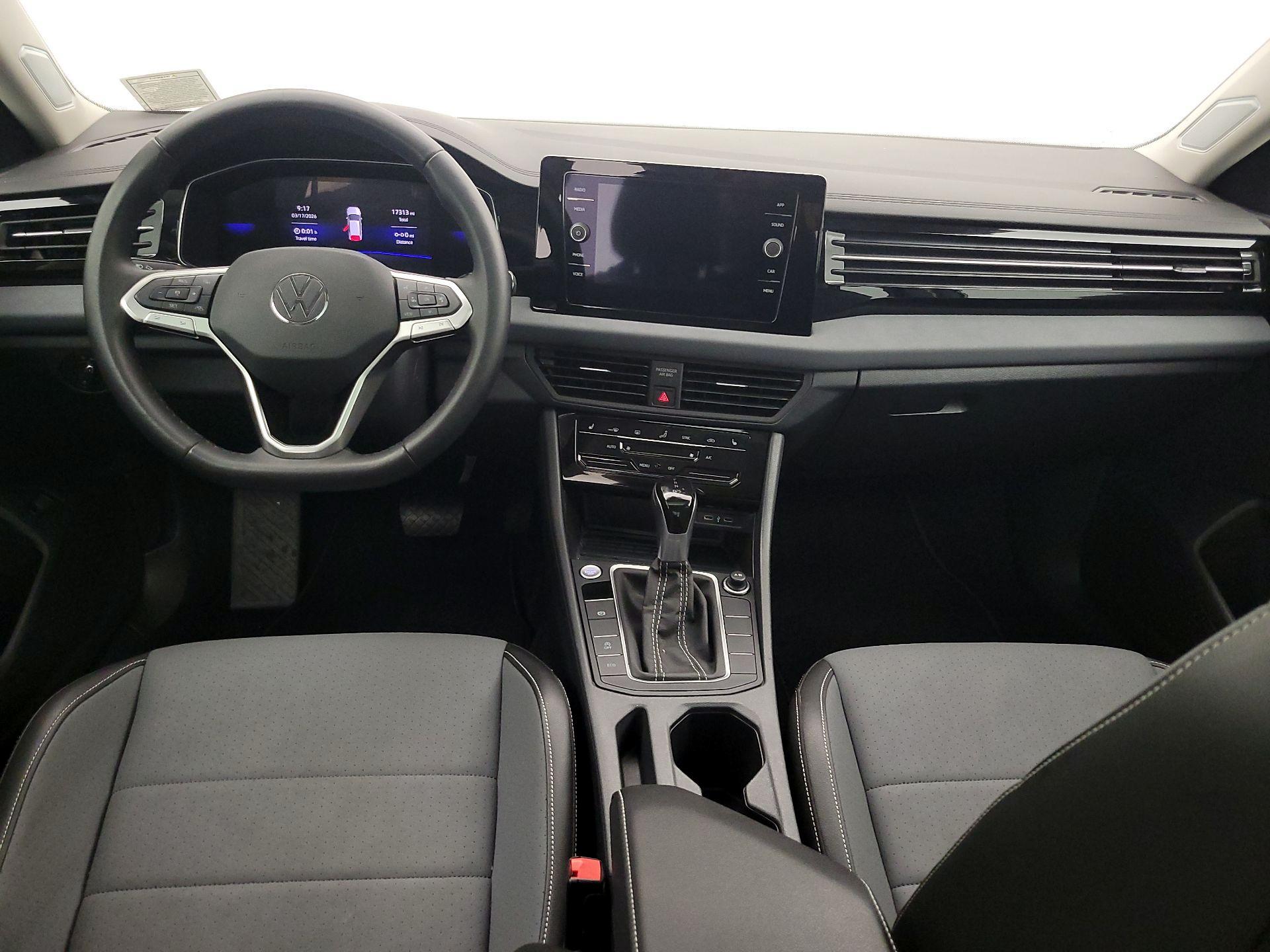 Thumbnail: 2025 Volkswagen Jetta - 9