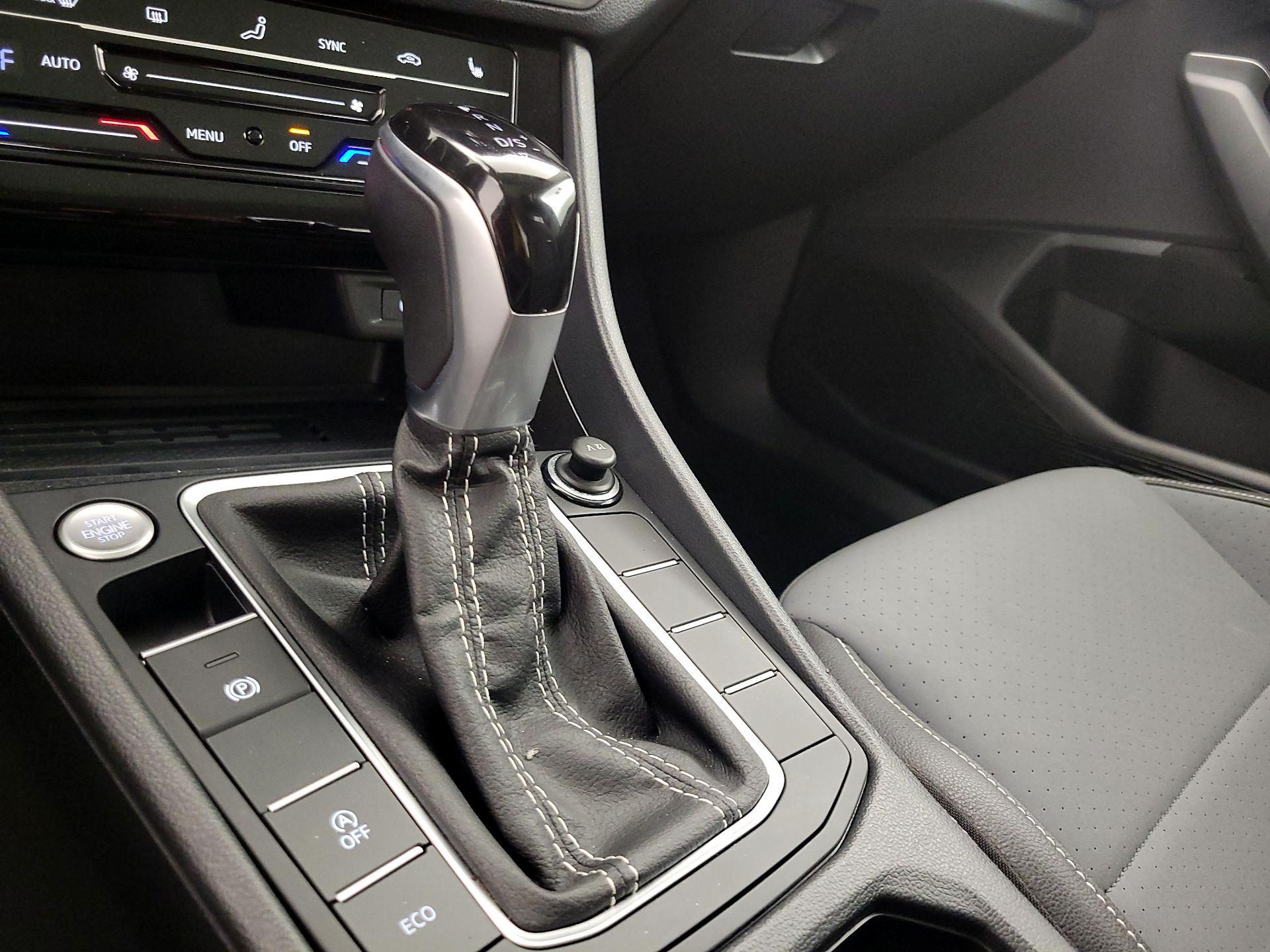 Thumbnail: 2025 Volkswagen Jetta - 17