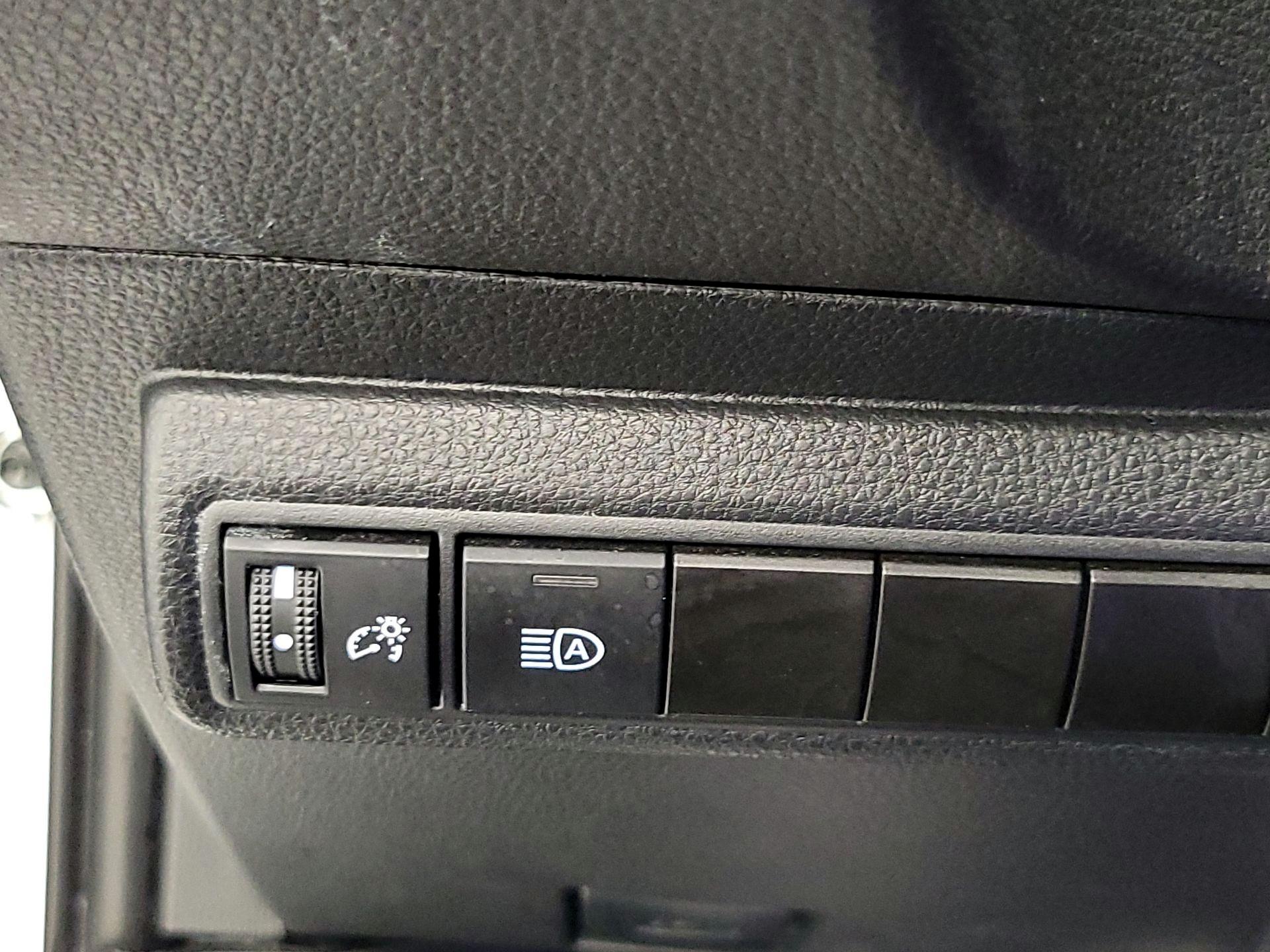 Thumbnail: 2024 Toyota Corolla - 13