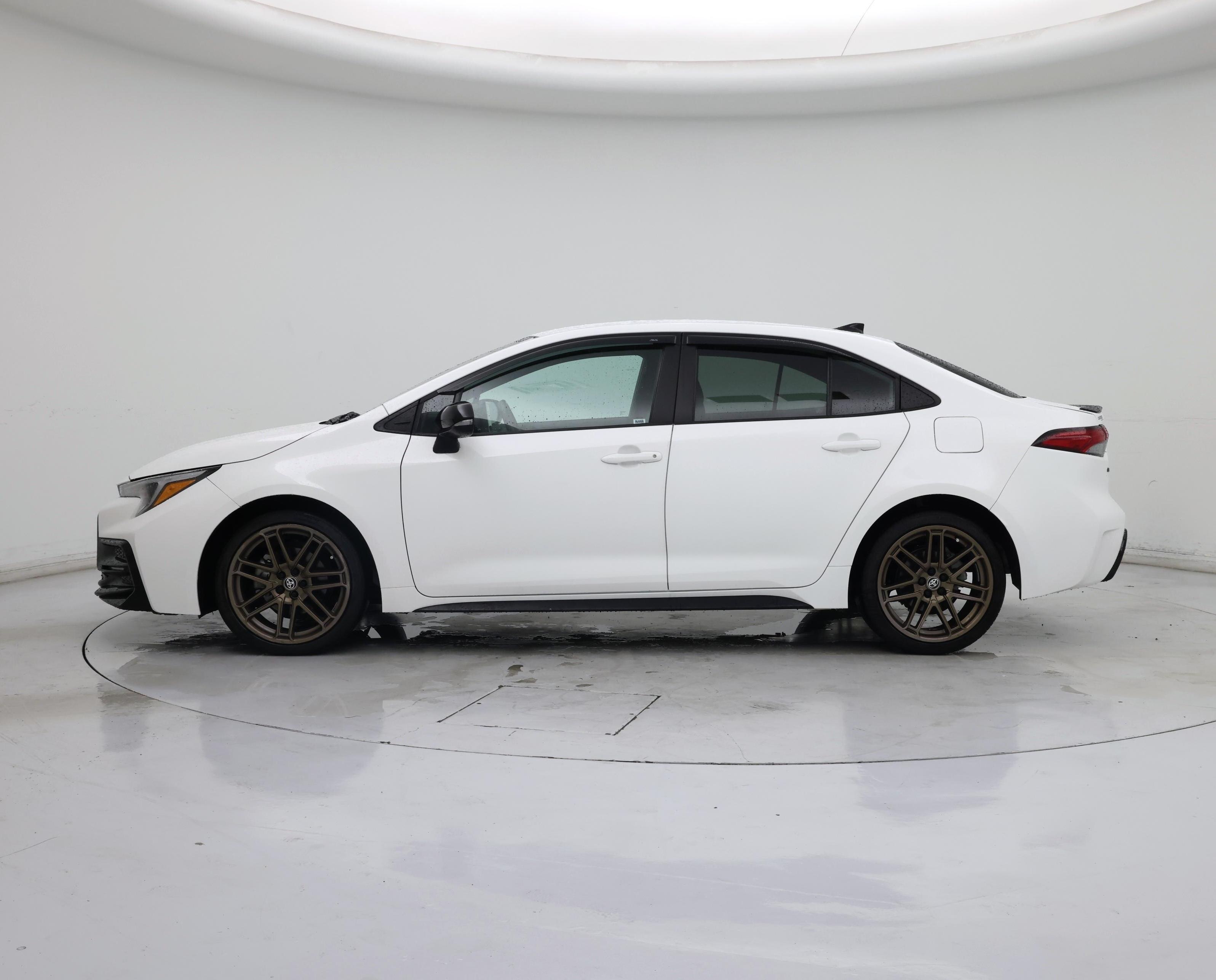 Thumbnail: 2024 Toyota Corolla - 3