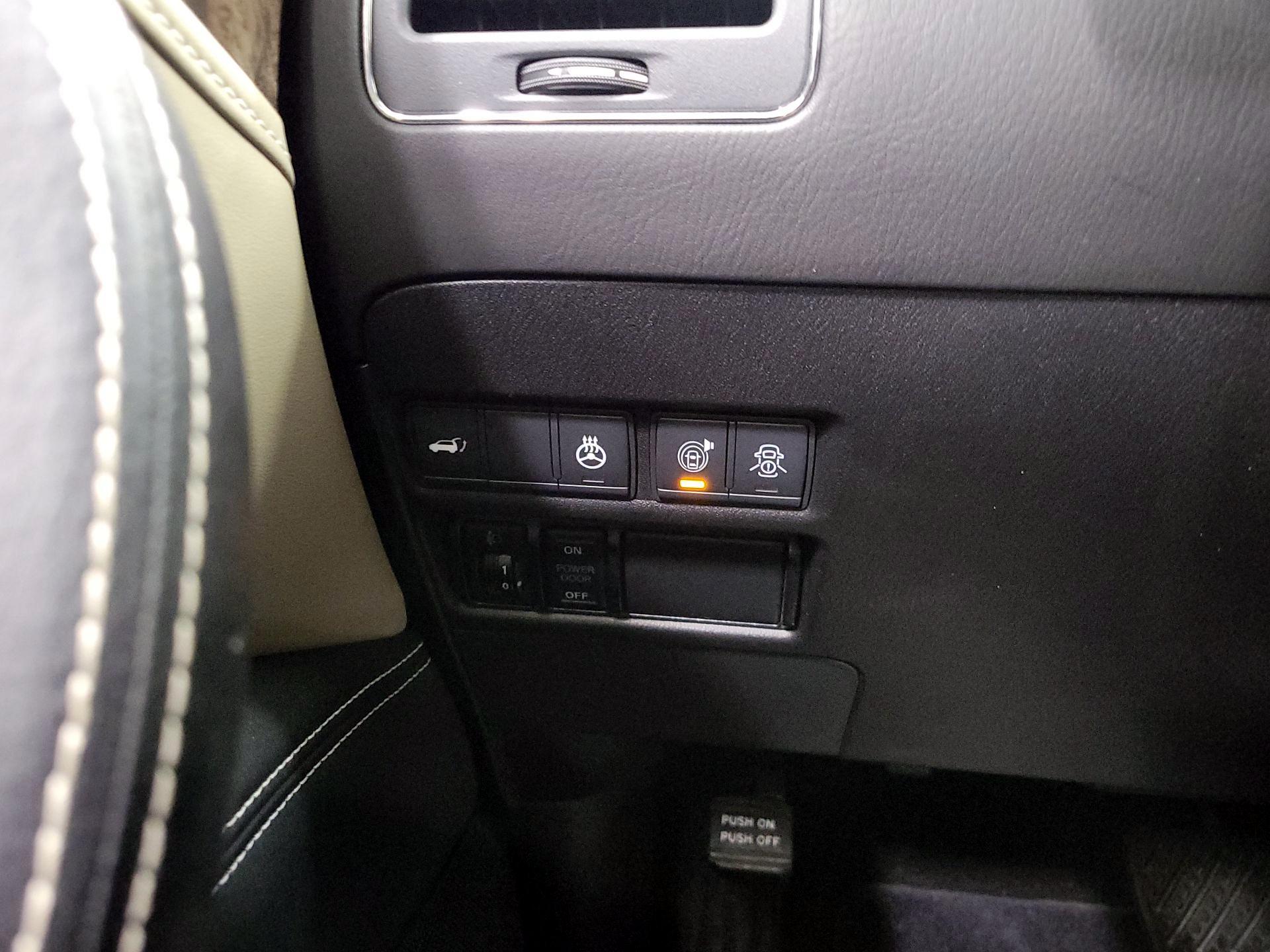 Thumbnail: 2021 INFINITI QX80 - 13