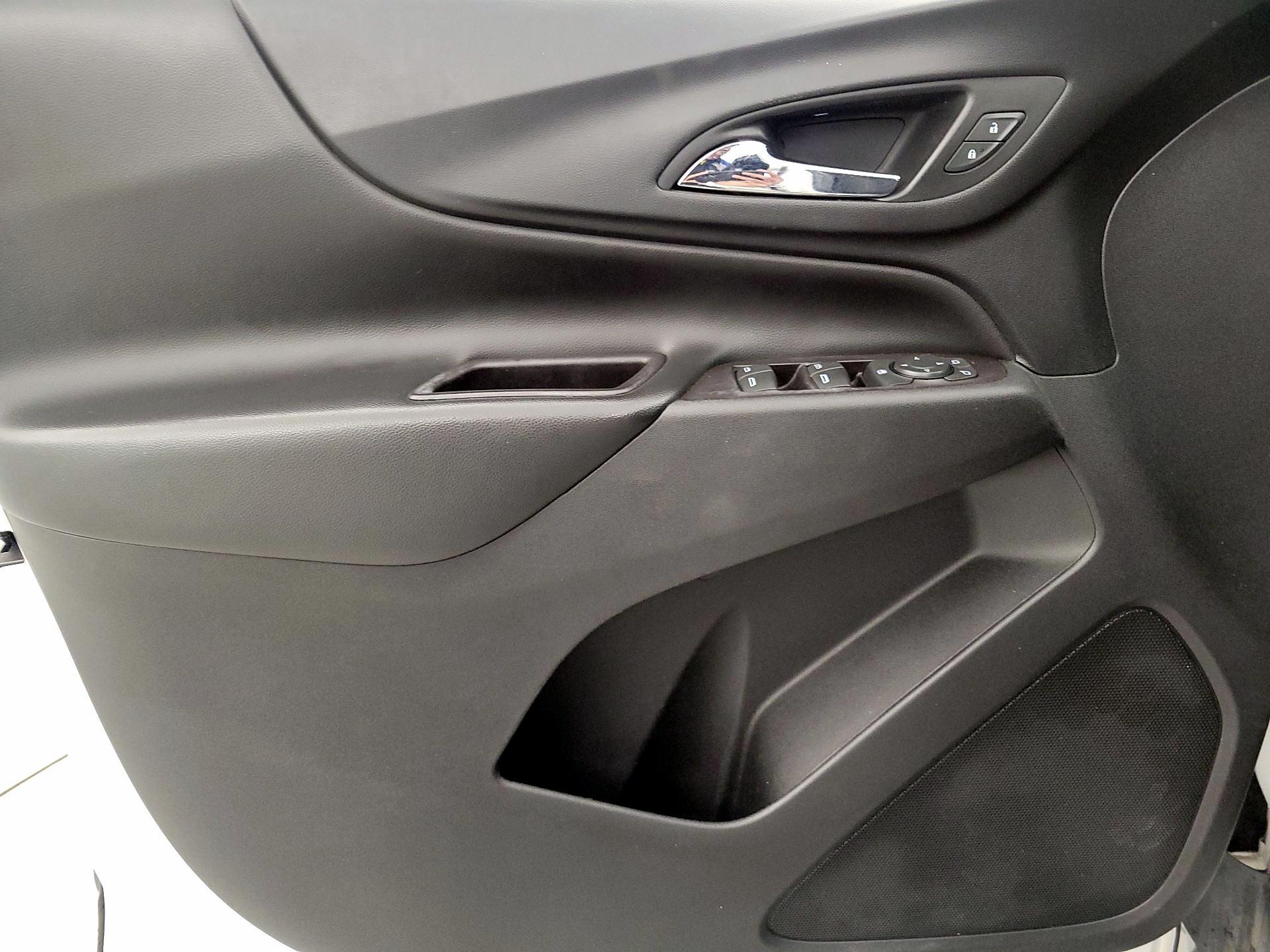 Thumbnail: 2020 Chevrolet Equinox - 12