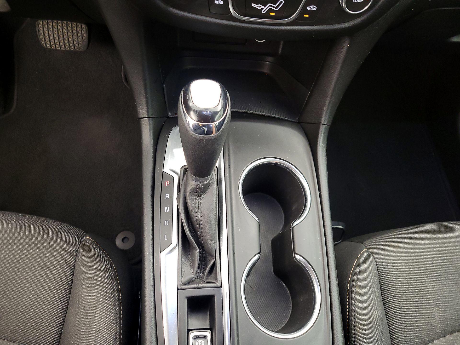 Thumbnail: 2020 Chevrolet Equinox - 16