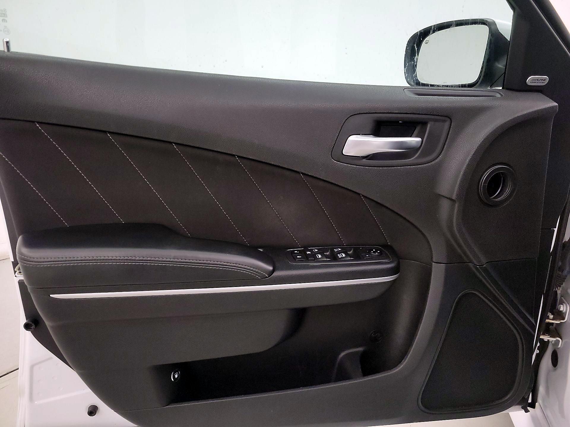 Thumbnail: 2019 Dodge Charger - 12