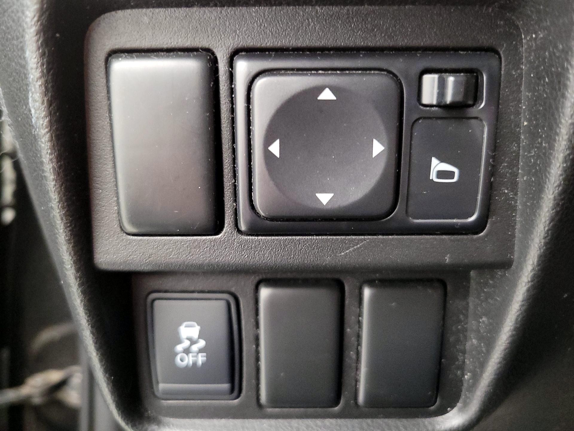 Thumbnail: 2017 Nissan Juke - 13