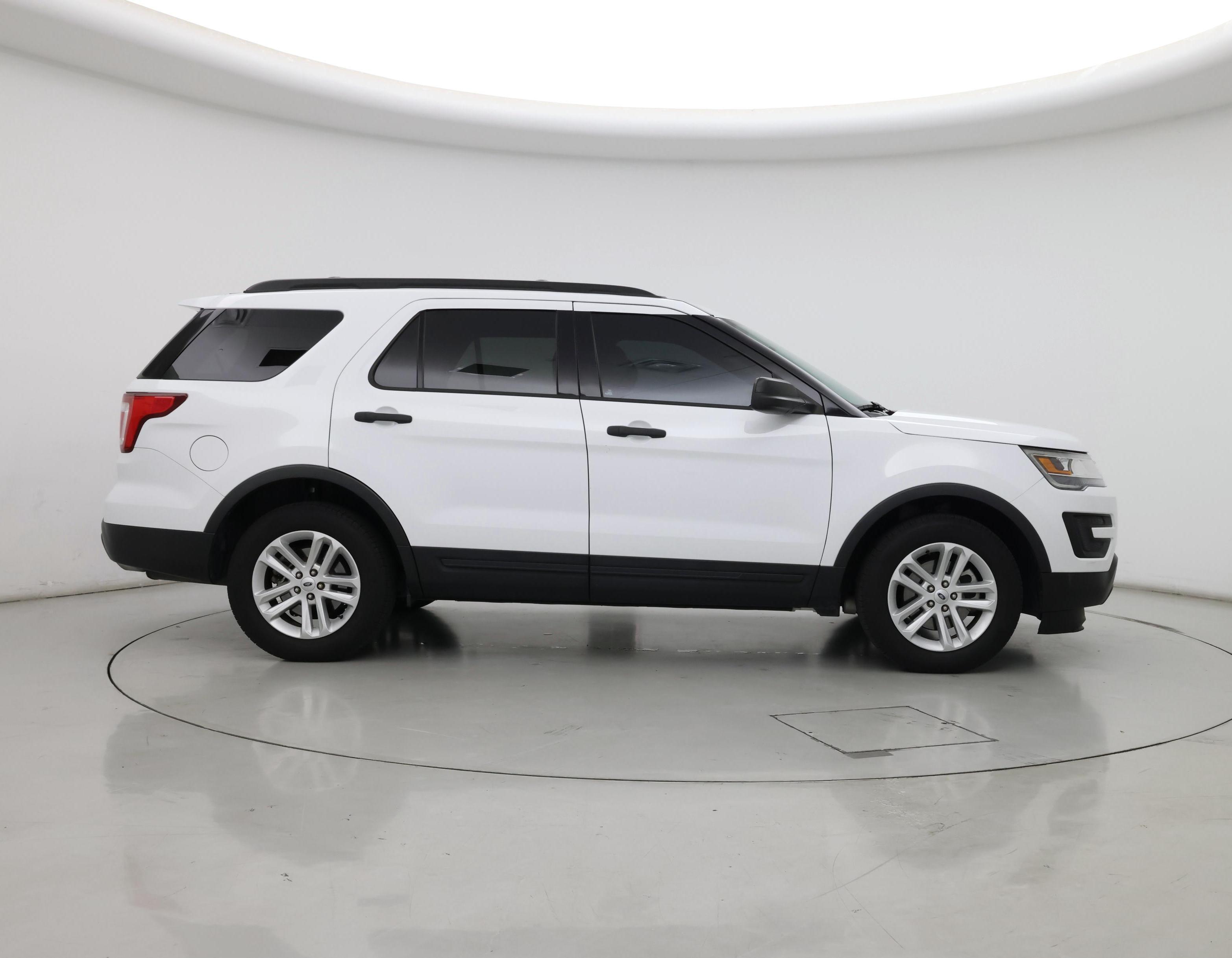 Thumbnail: 2017 Ford Explorer - 7