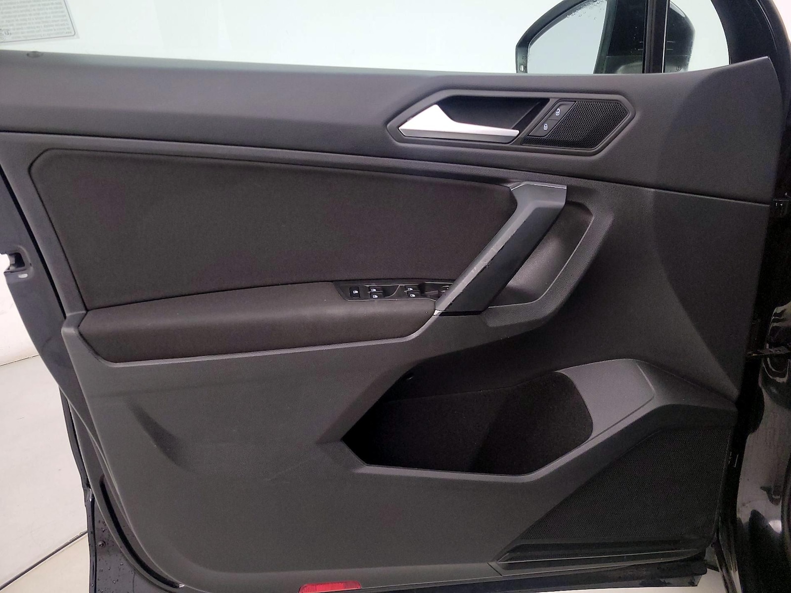 2019 Volkswagen Tiguan S - Photo 13