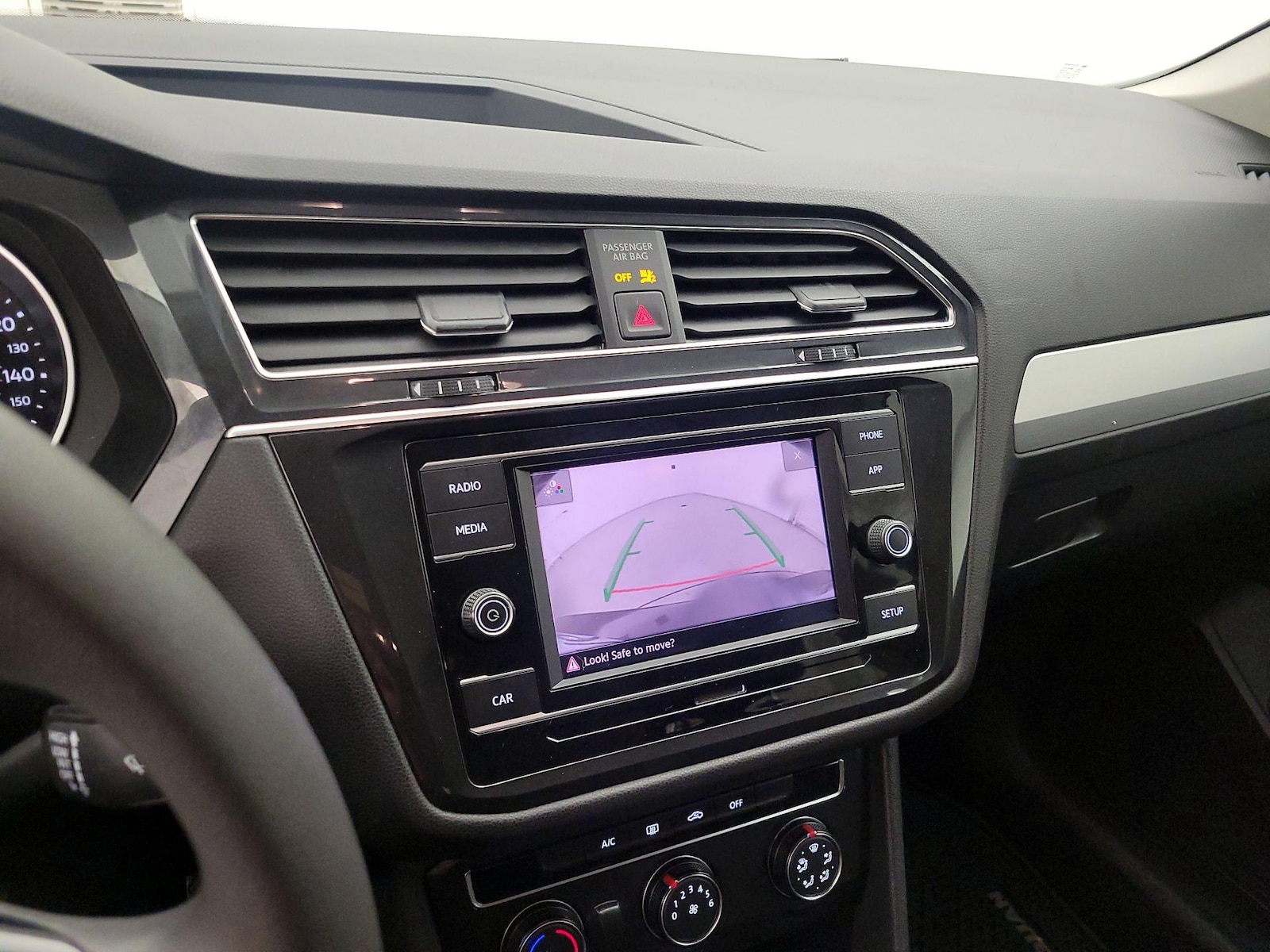 2019 Volkswagen Tiguan S - Photo 15