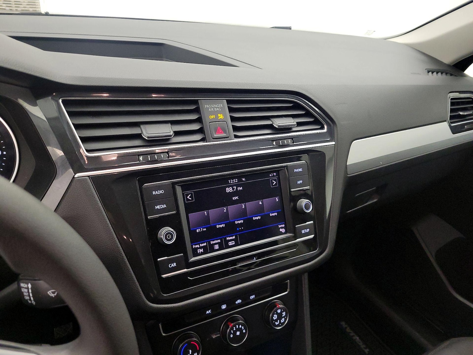 2019 Volkswagen Tiguan S - Photo 16