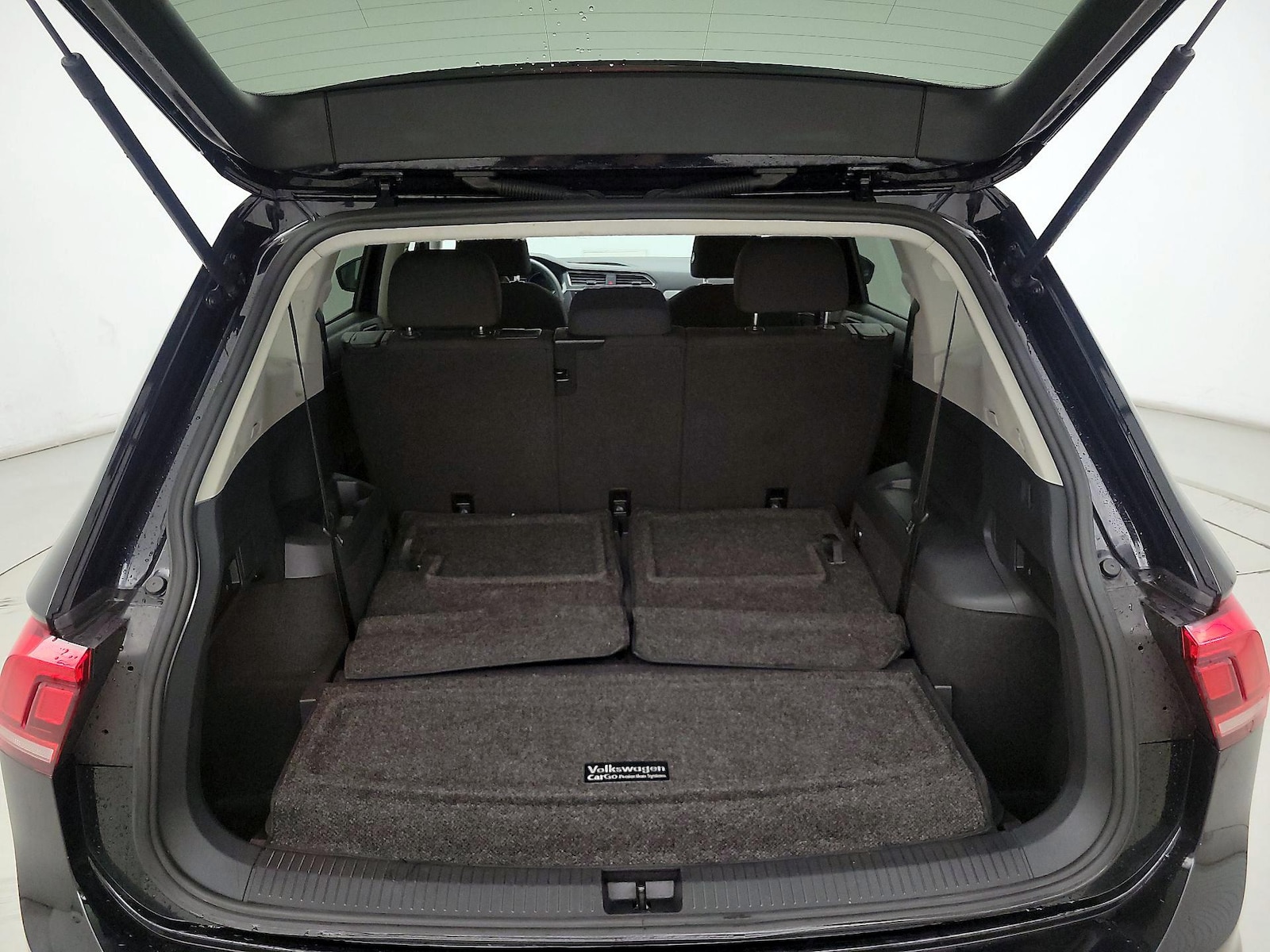 2019 Volkswagen Tiguan S - Photo 23
