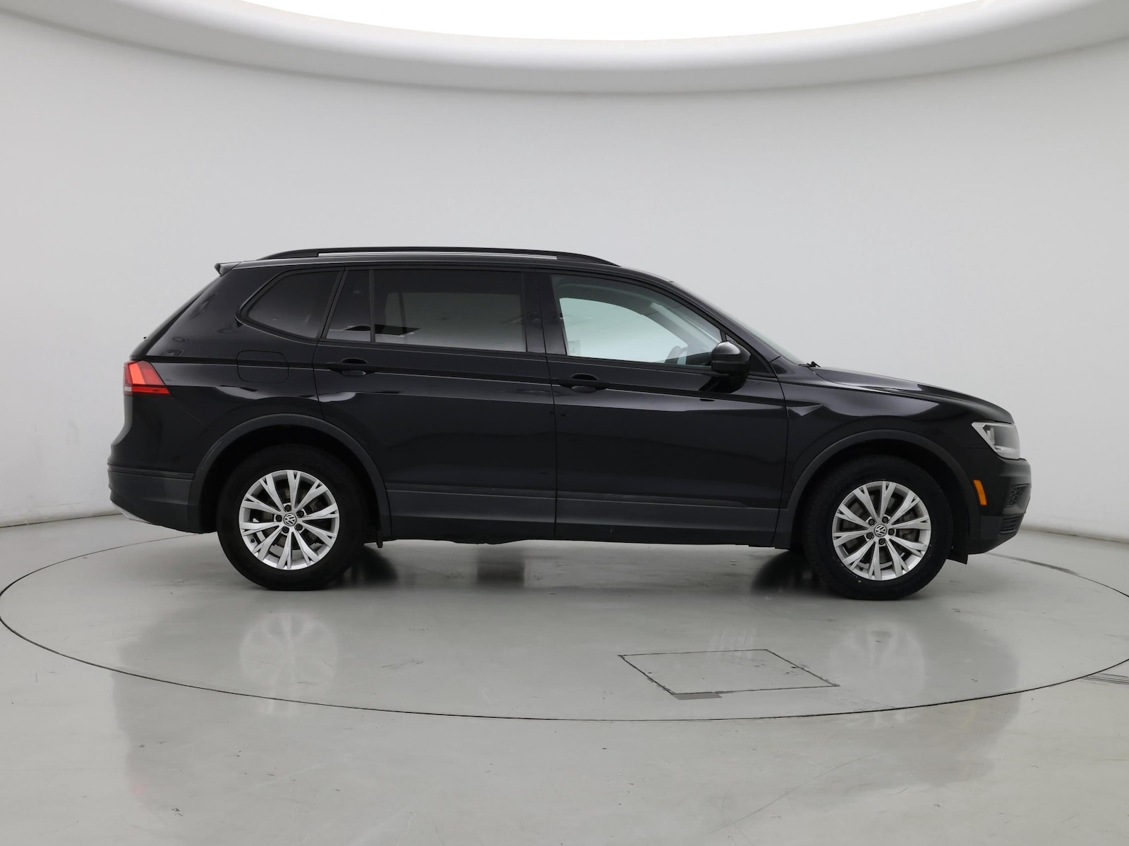2019 Volkswagen Tiguan S - Photo 8