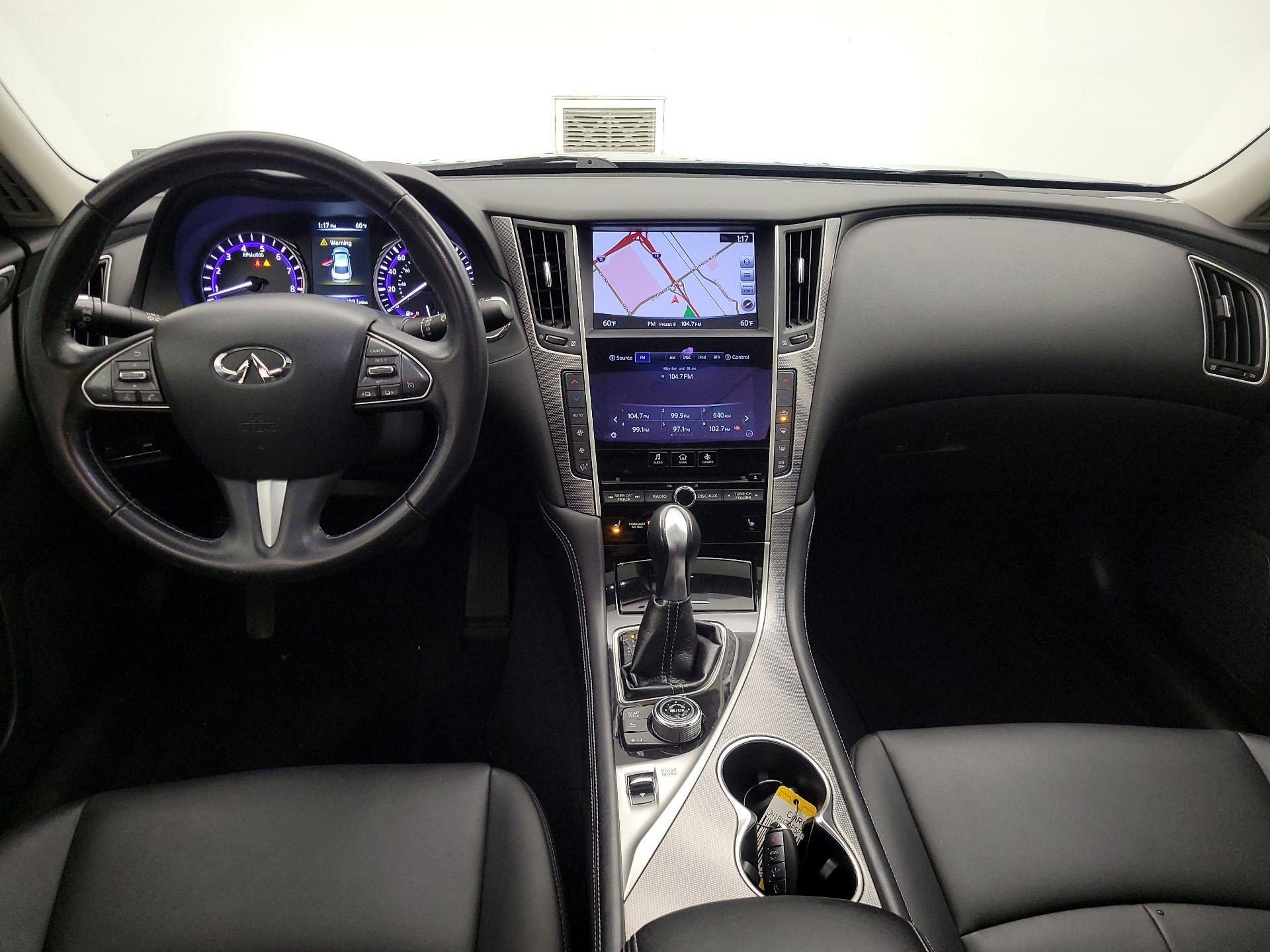 Thumbnail: 2015 INFINITI Q50 - 9