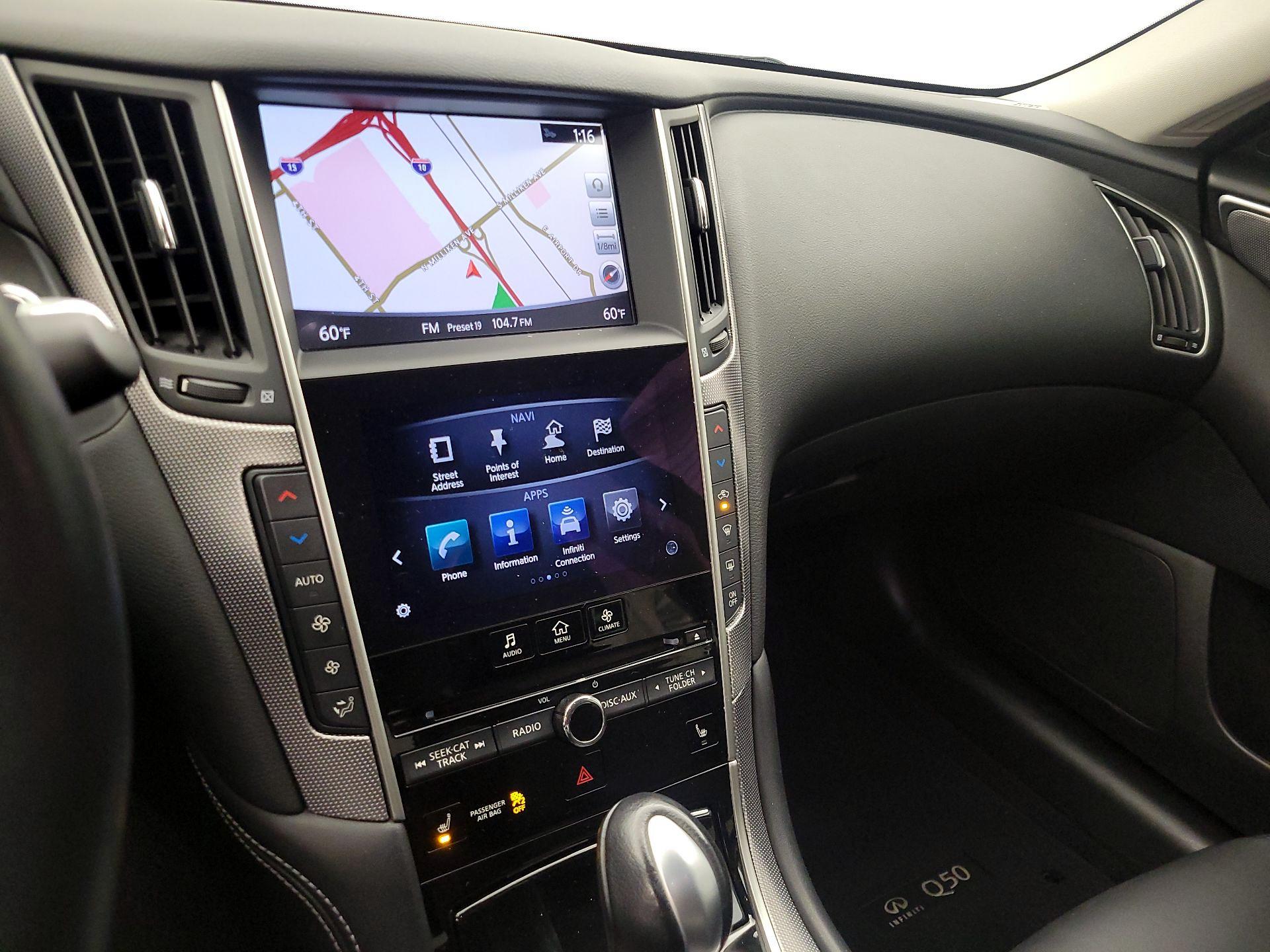 Thumbnail: 2015 INFINITI Q50 - 17