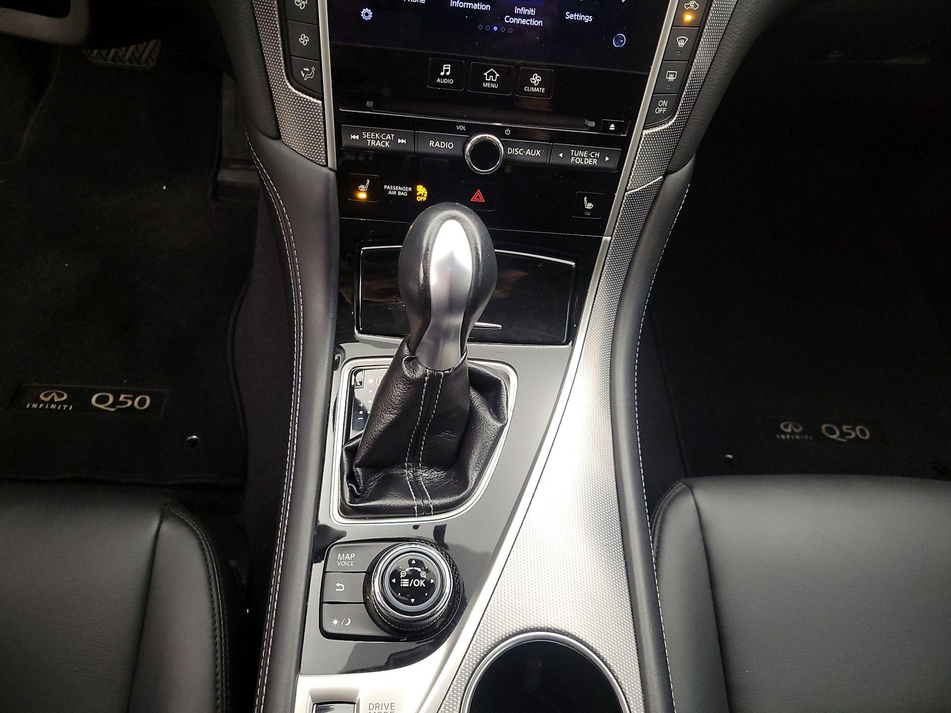 Thumbnail: 2015 INFINITI Q50 - 18