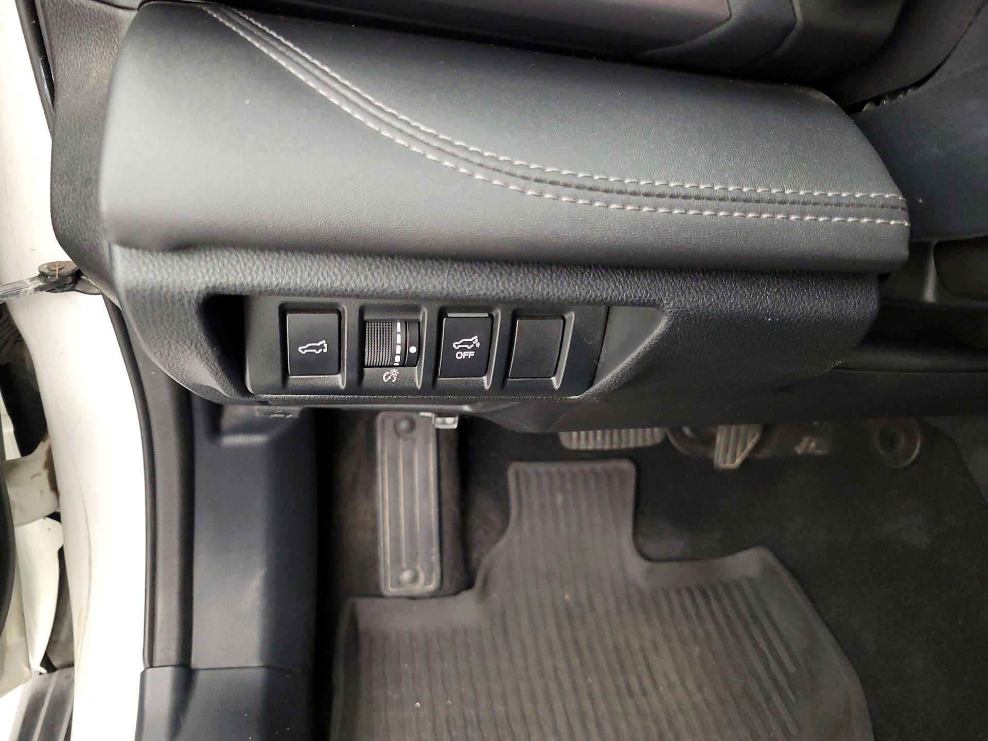 Thumbnail: 2022 Subaru Outback - 13