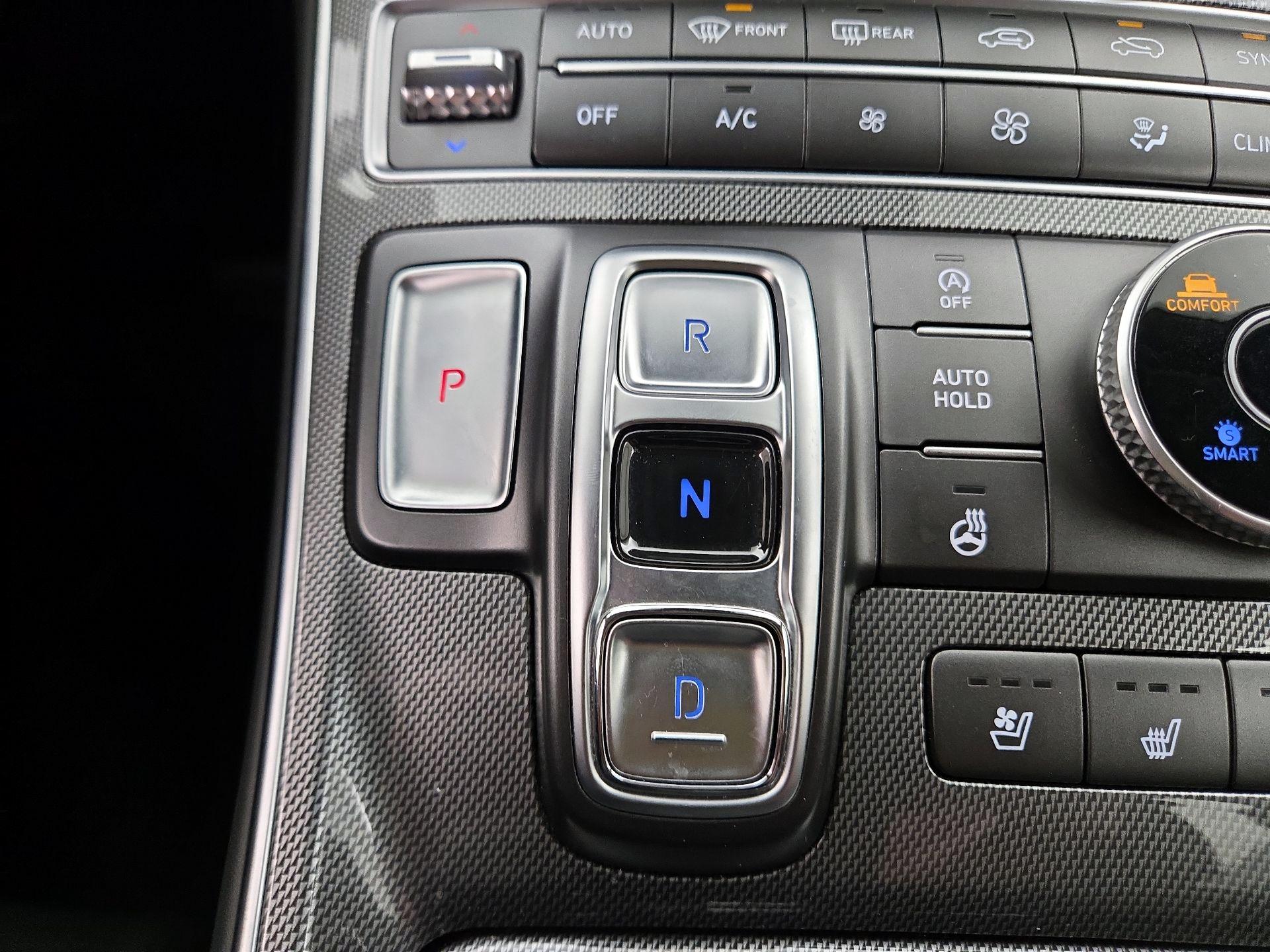 Thumbnail: 2023 Hyundai Santa Fe - 18