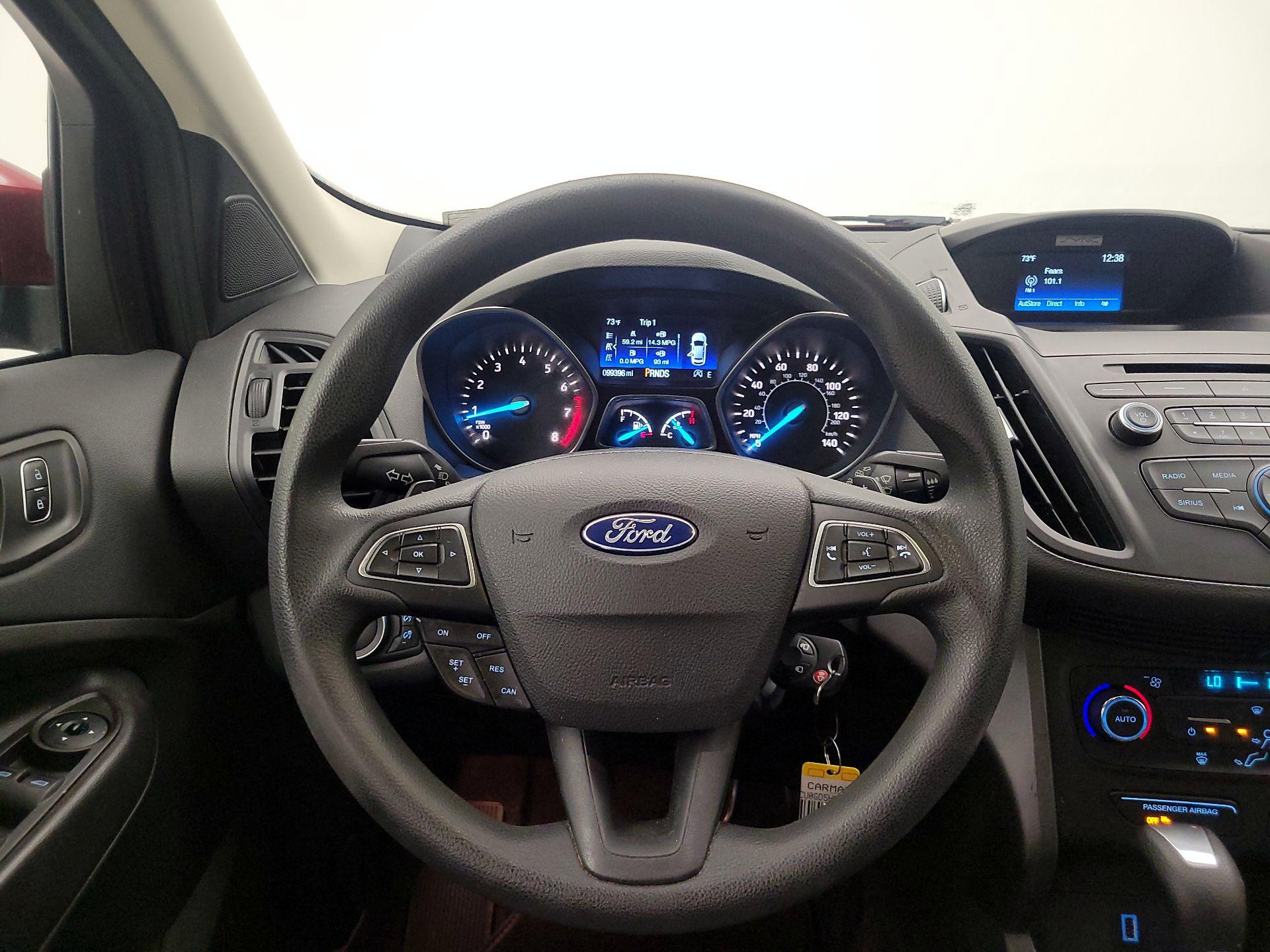 Thumbnail: 2017 Ford Escape - 10