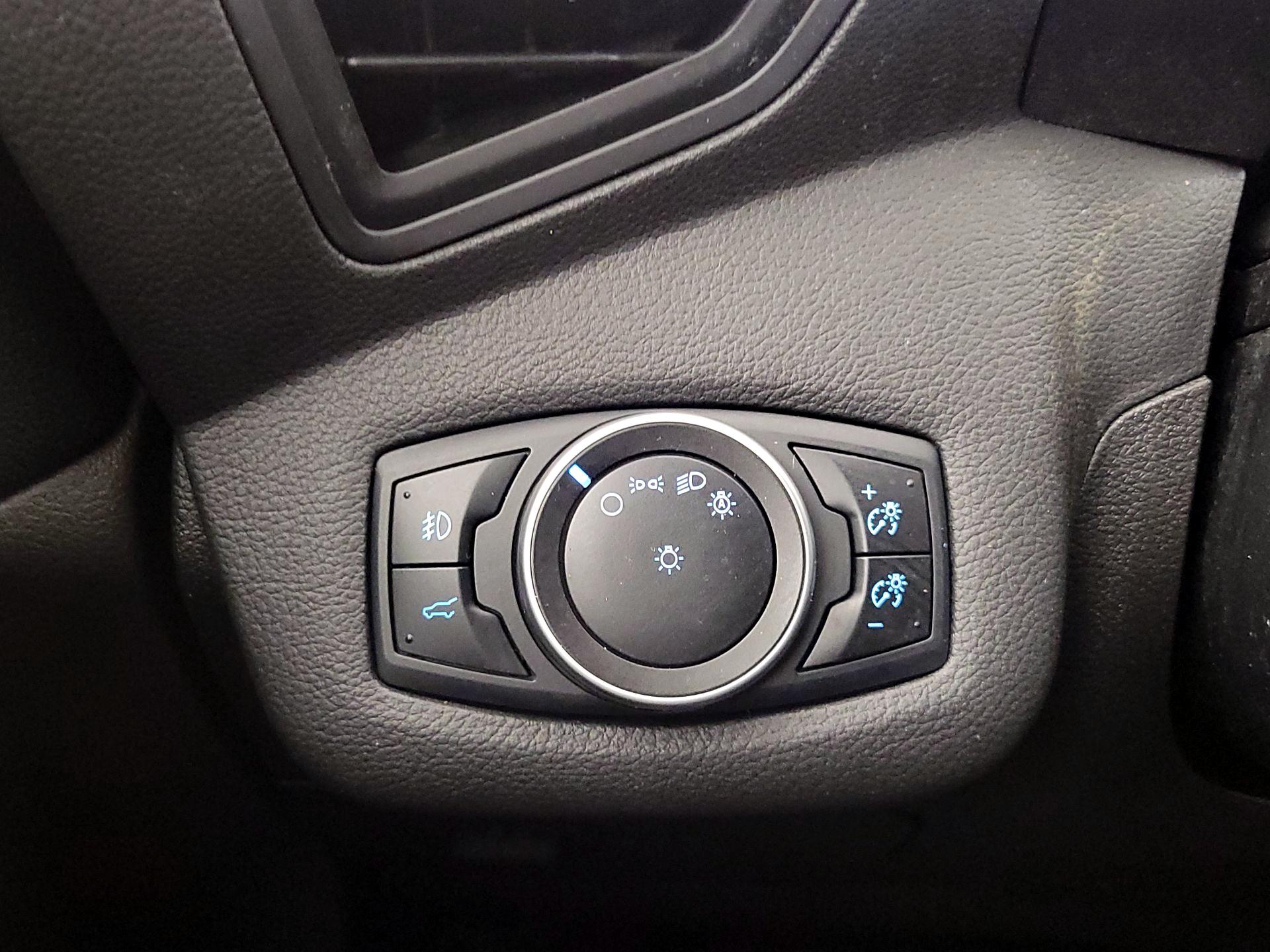 Thumbnail: 2017 Ford Escape - 13