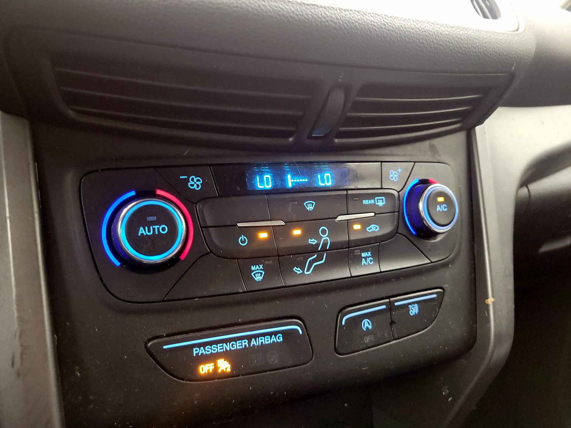 Thumbnail: 2017 Ford Escape - 16