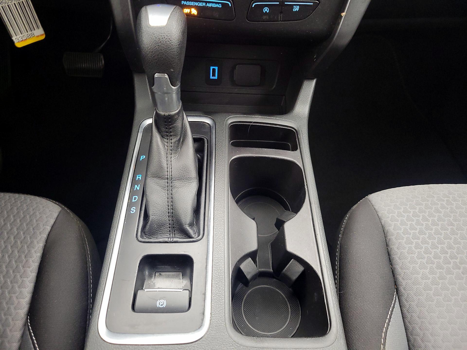 Thumbnail: 2017 Ford Escape - 17