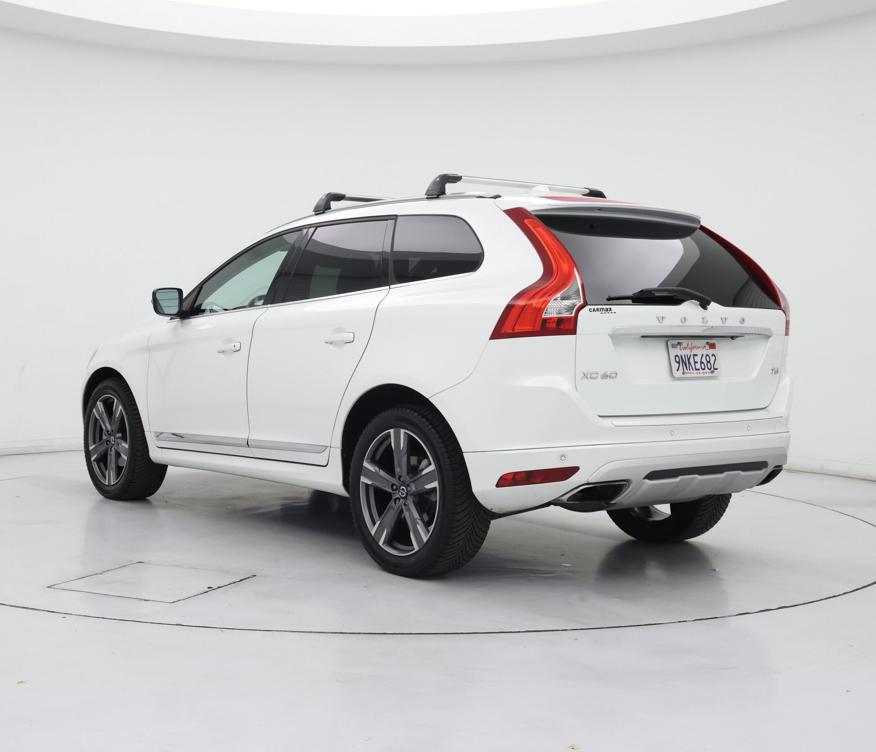 Thumbnail: 2017 Volvo XC60 - 2