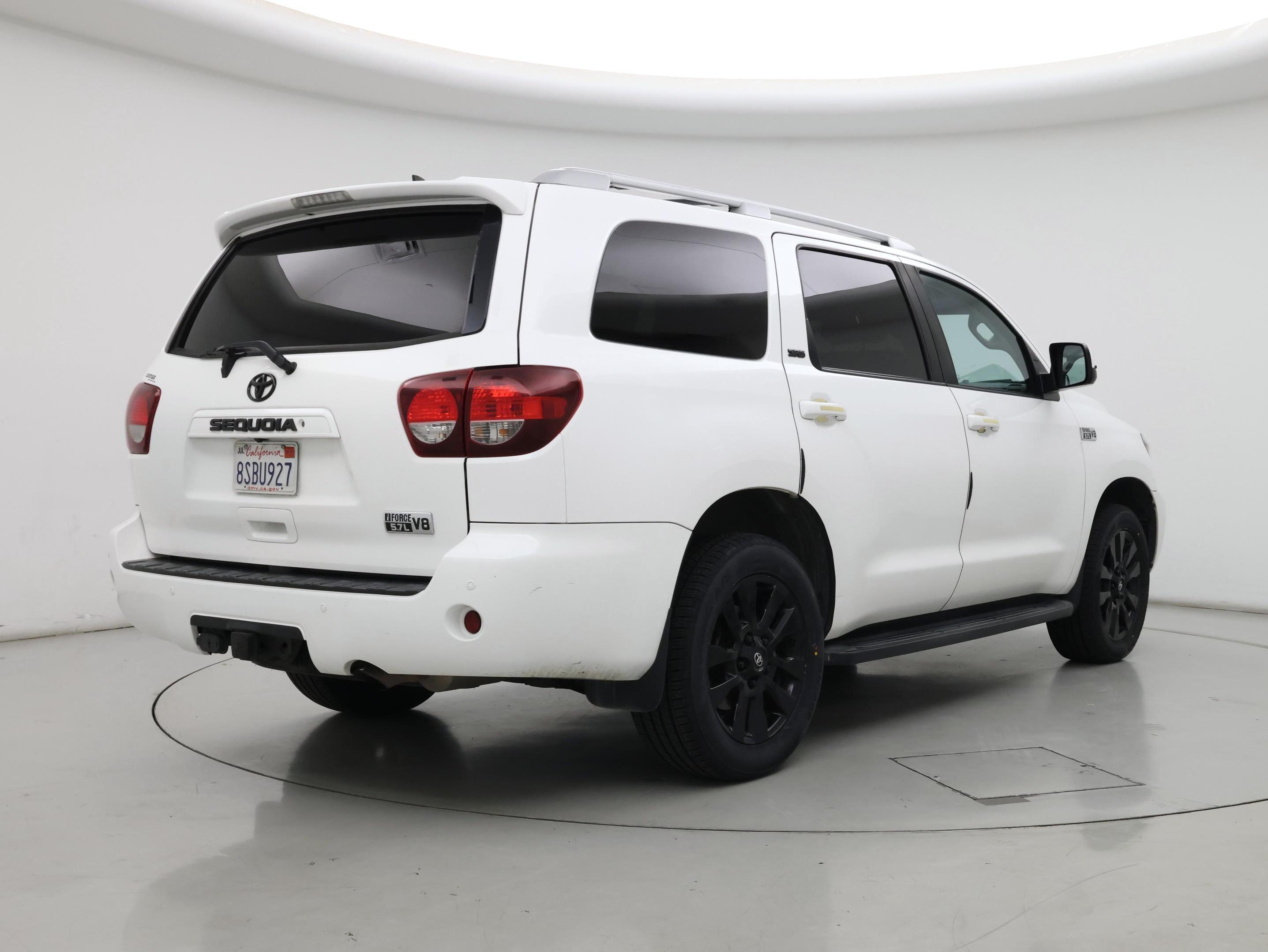 Thumbnail: 2019 Toyota Sequoia - 8