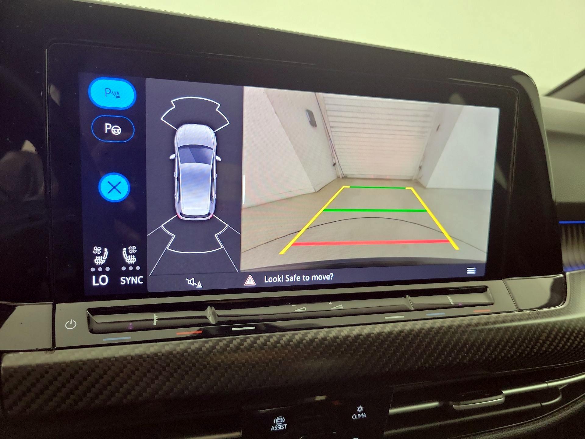 Thumbnail: 2023 Volkswagen Golf - 14