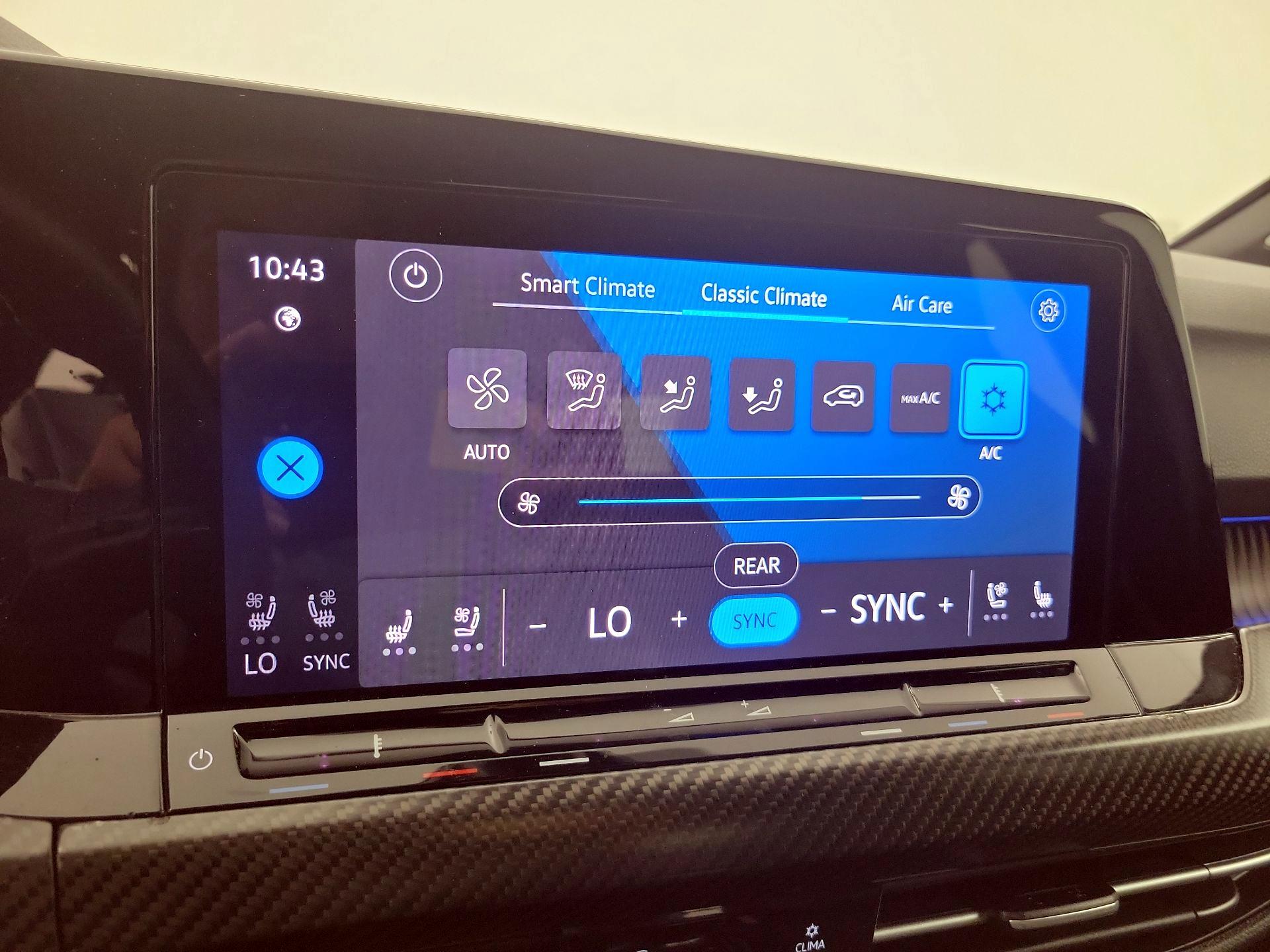 Thumbnail: 2023 Volkswagen Golf - 16