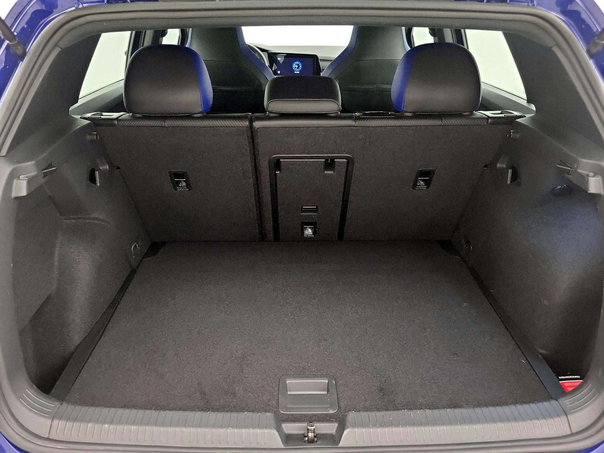 Thumbnail: 2023 Volkswagen Golf - 20