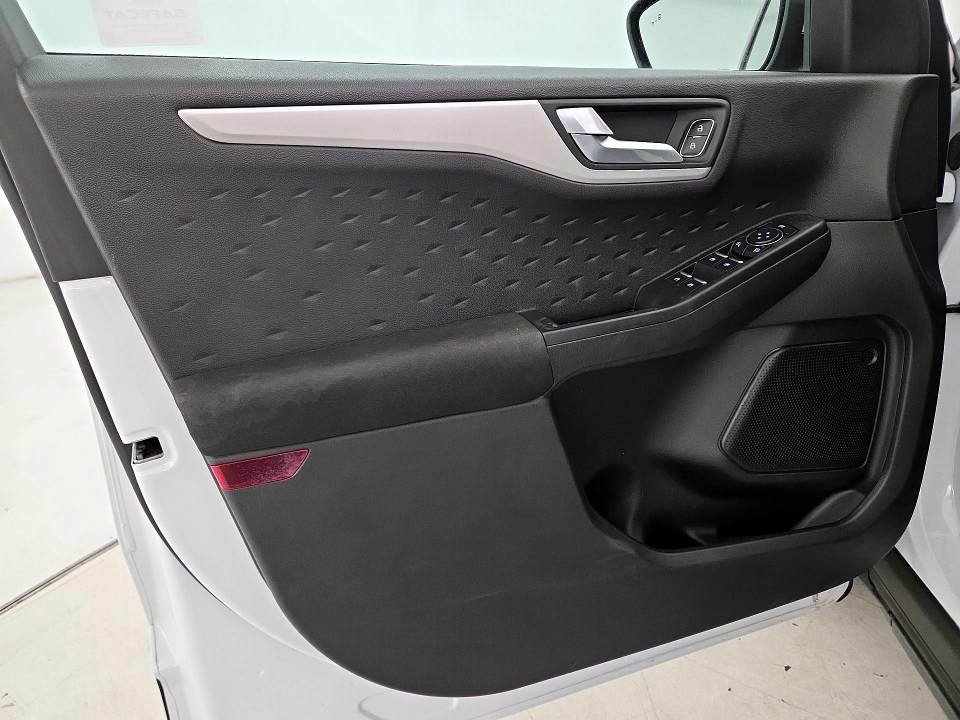 Thumbnail: 2020 Ford Escape - 12