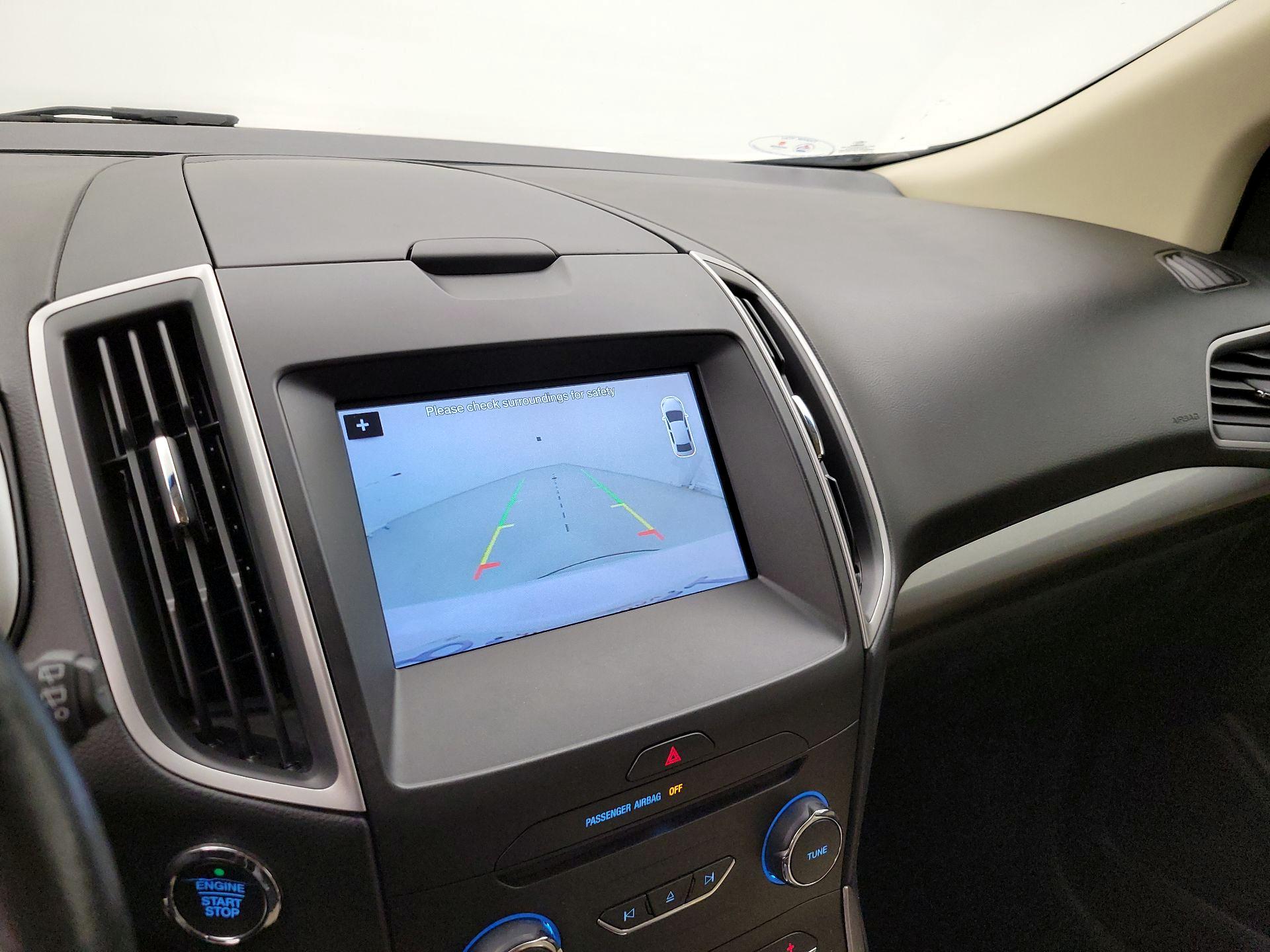 Thumbnail: 2018 Ford Edge - 15