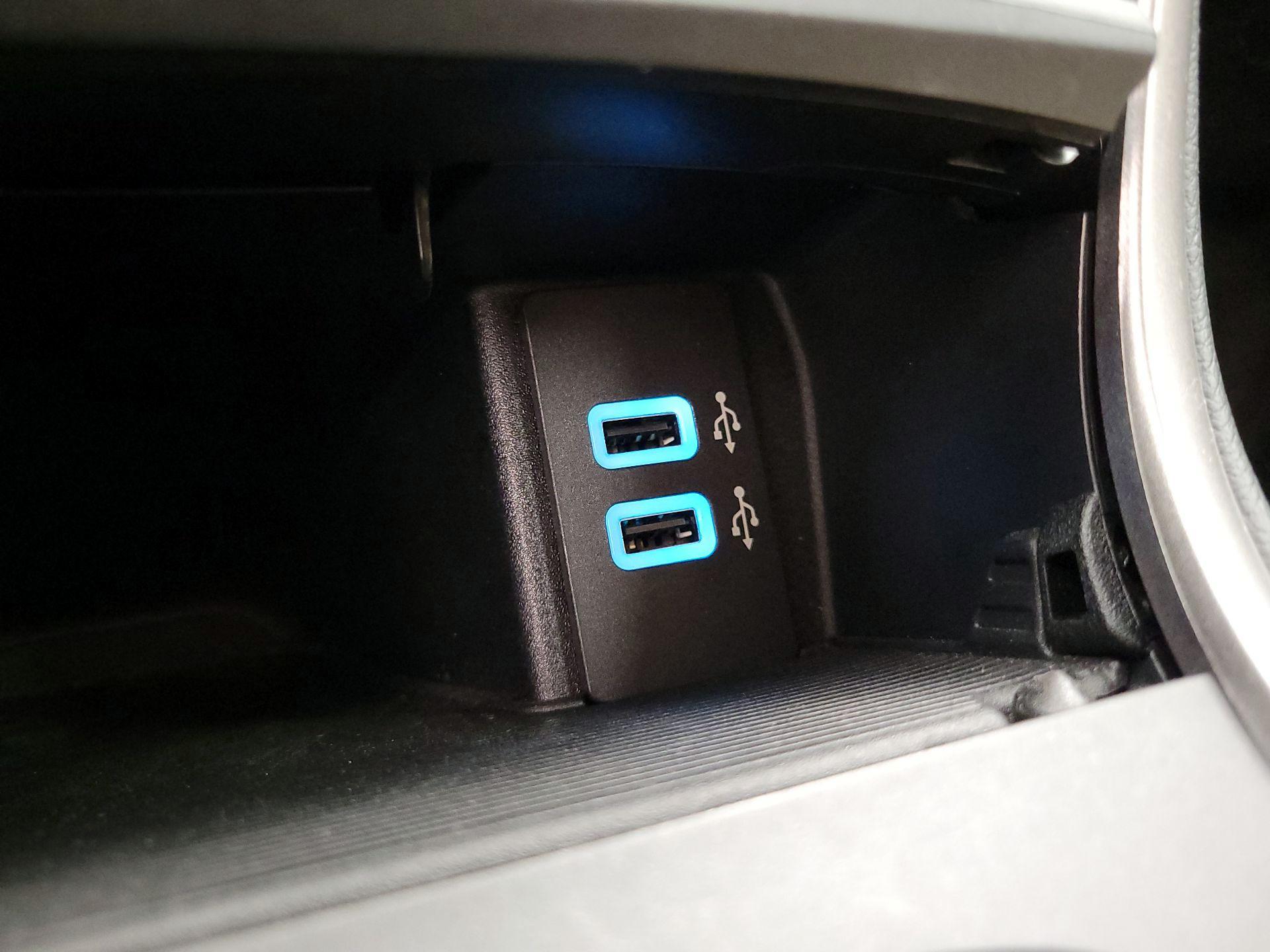 Thumbnail: 2018 Ford Edge - 19