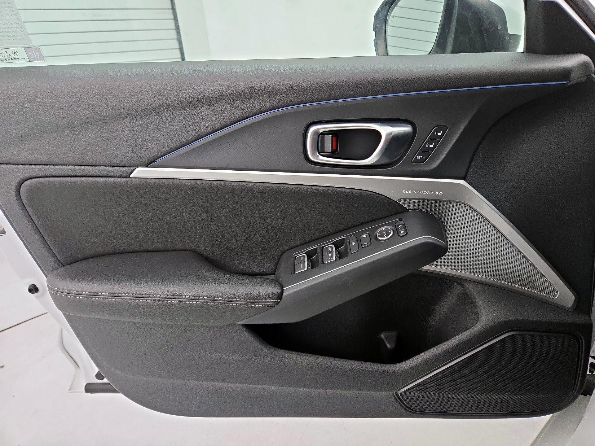 Thumbnail: 2023 Acura Integra - 12