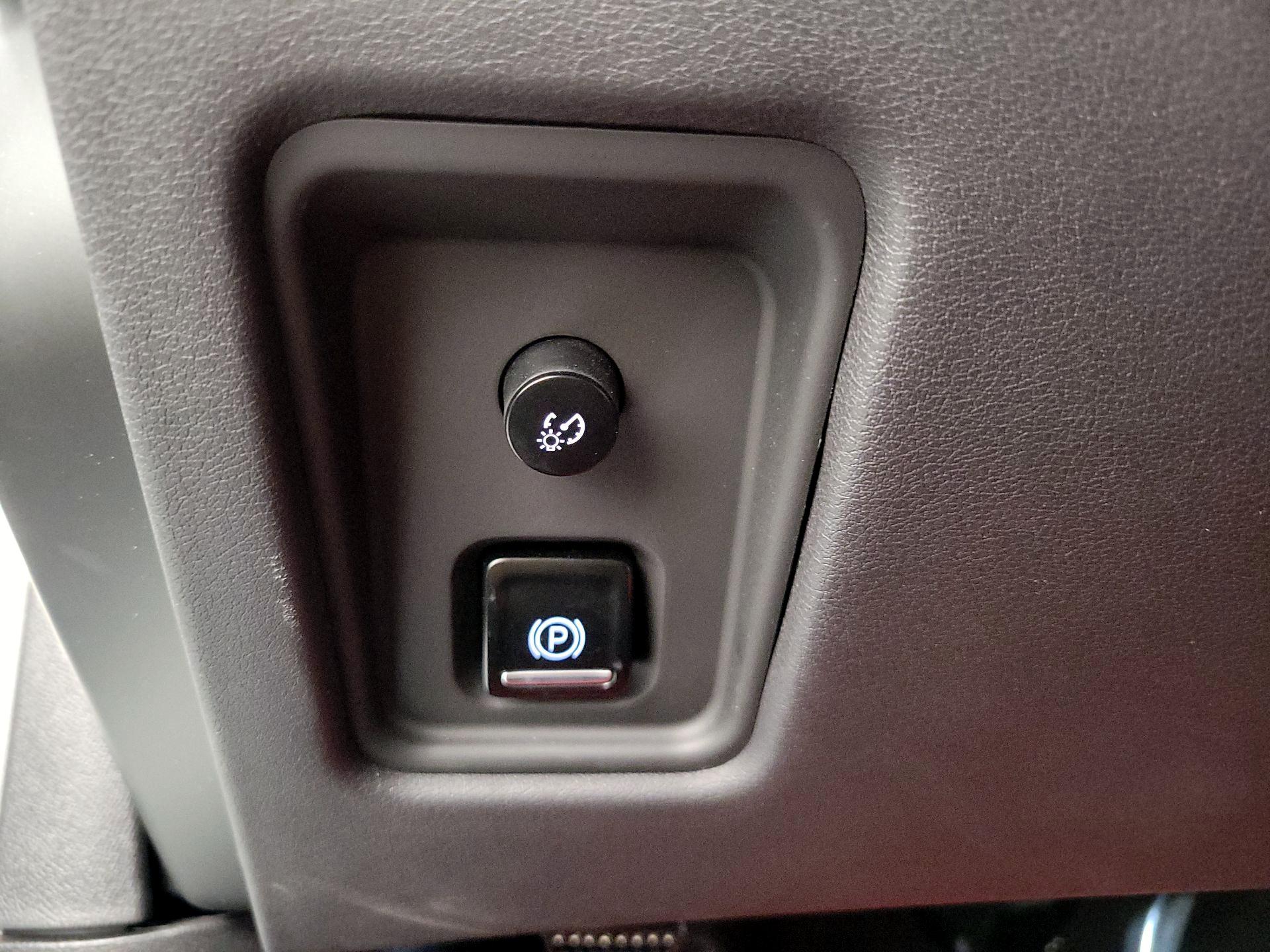 Thumbnail: 2023 Chevrolet Corvette - 12