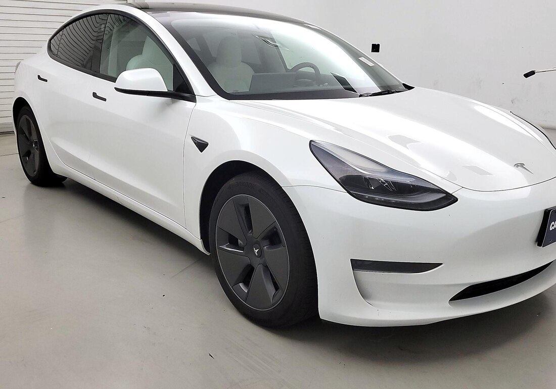 2023 Tesla Model 3 Rear-Wheel Drive in White — CarMax photo