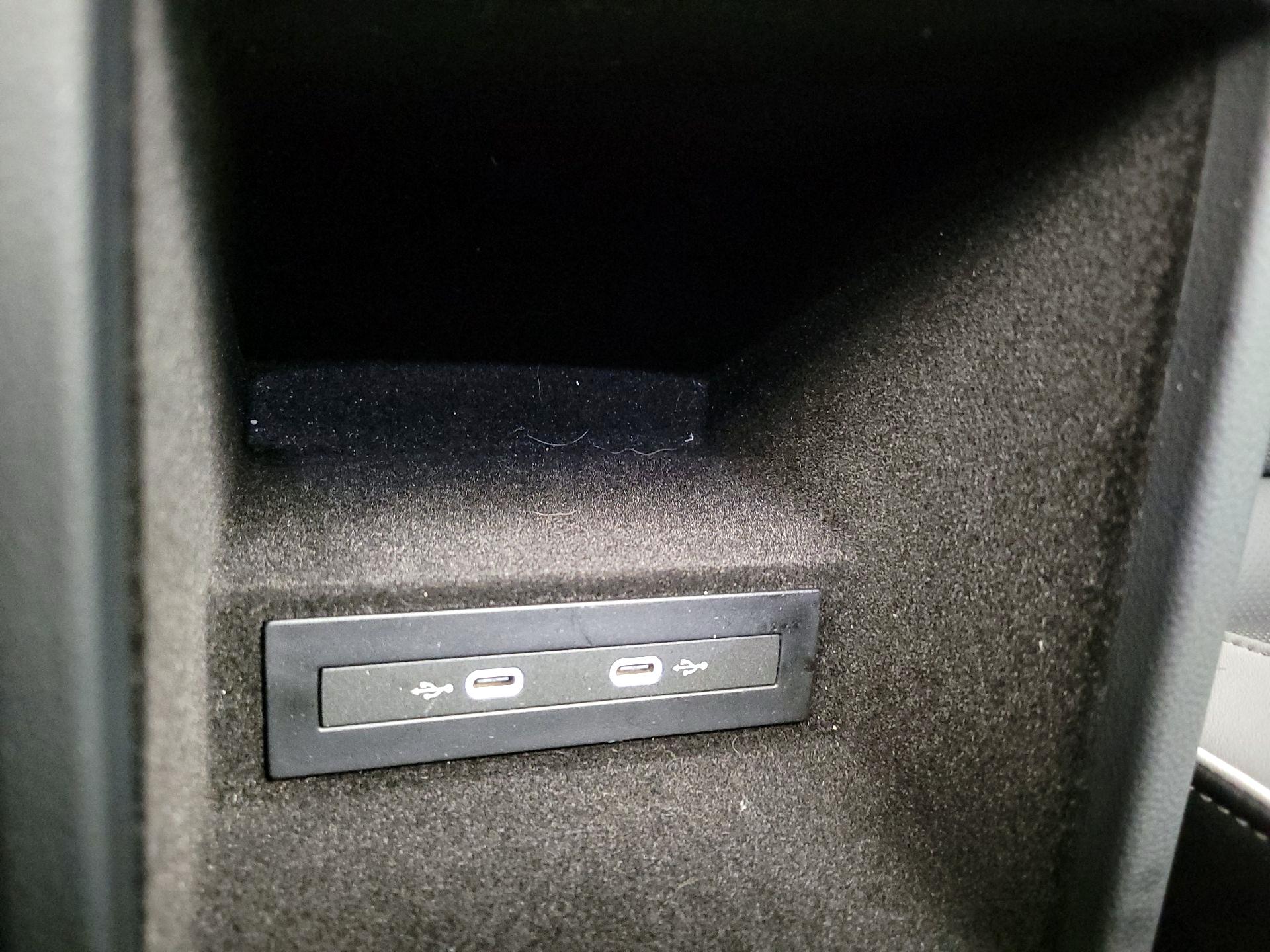 Thumbnail: 2023 Volkswagen Arteon - 19