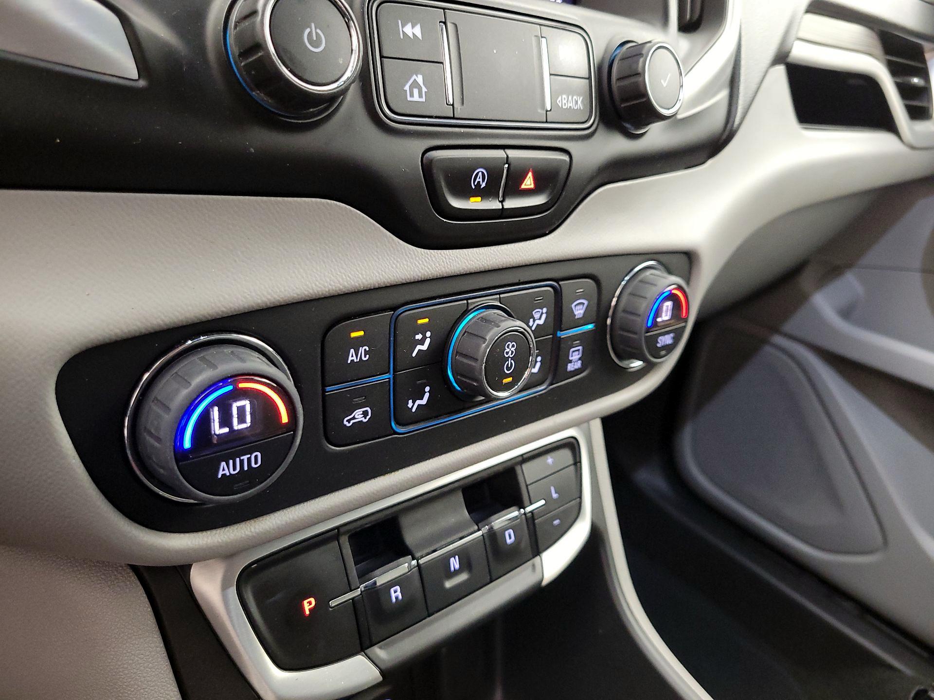 Thumbnail: 2022 GMC Terrain - 16