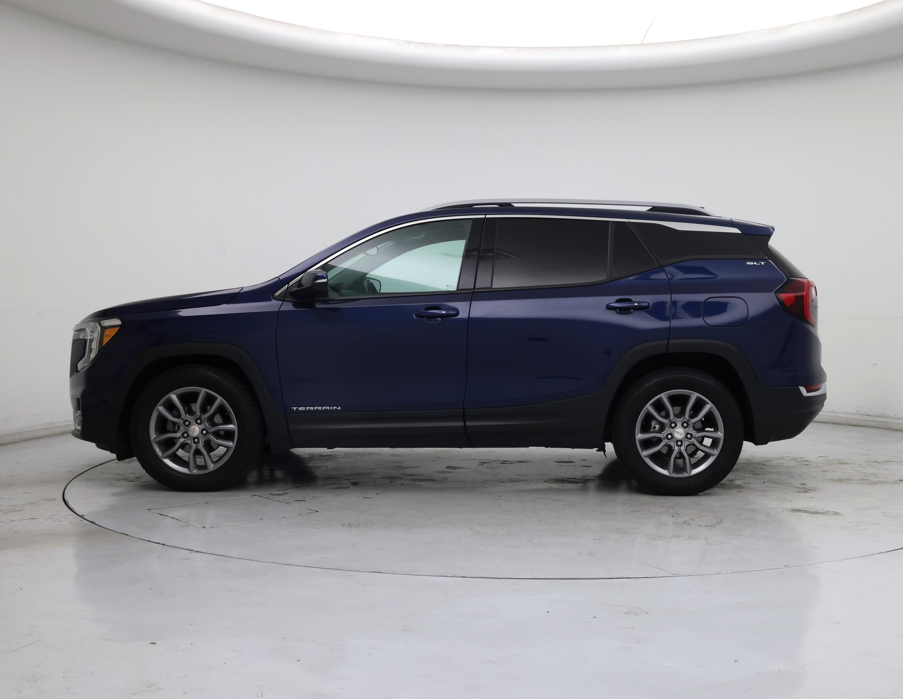 Thumbnail: 2022 GMC Terrain - 3