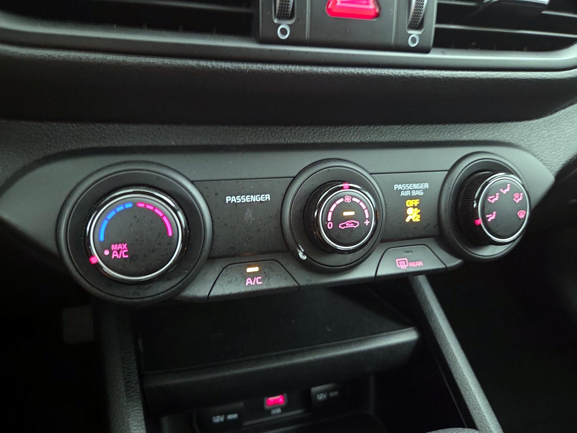 Thumbnail: 2023 Kia Forte - 16