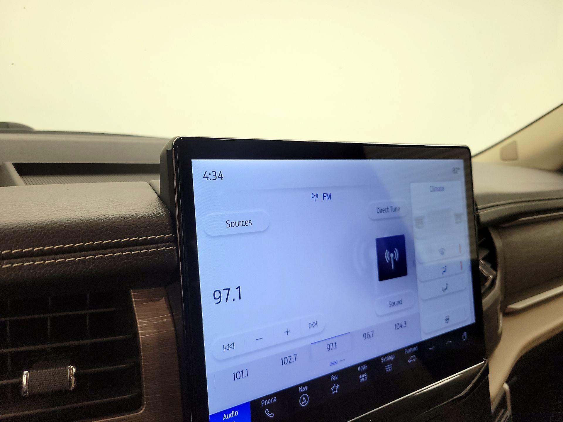 Thumbnail: 2024 Ford Expedition MAX - 15