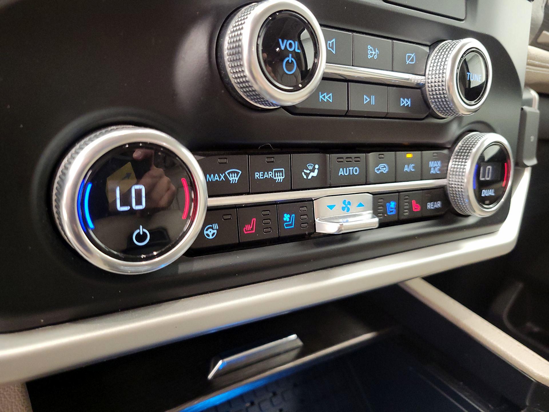 Thumbnail: 2024 Ford Expedition MAX - 16