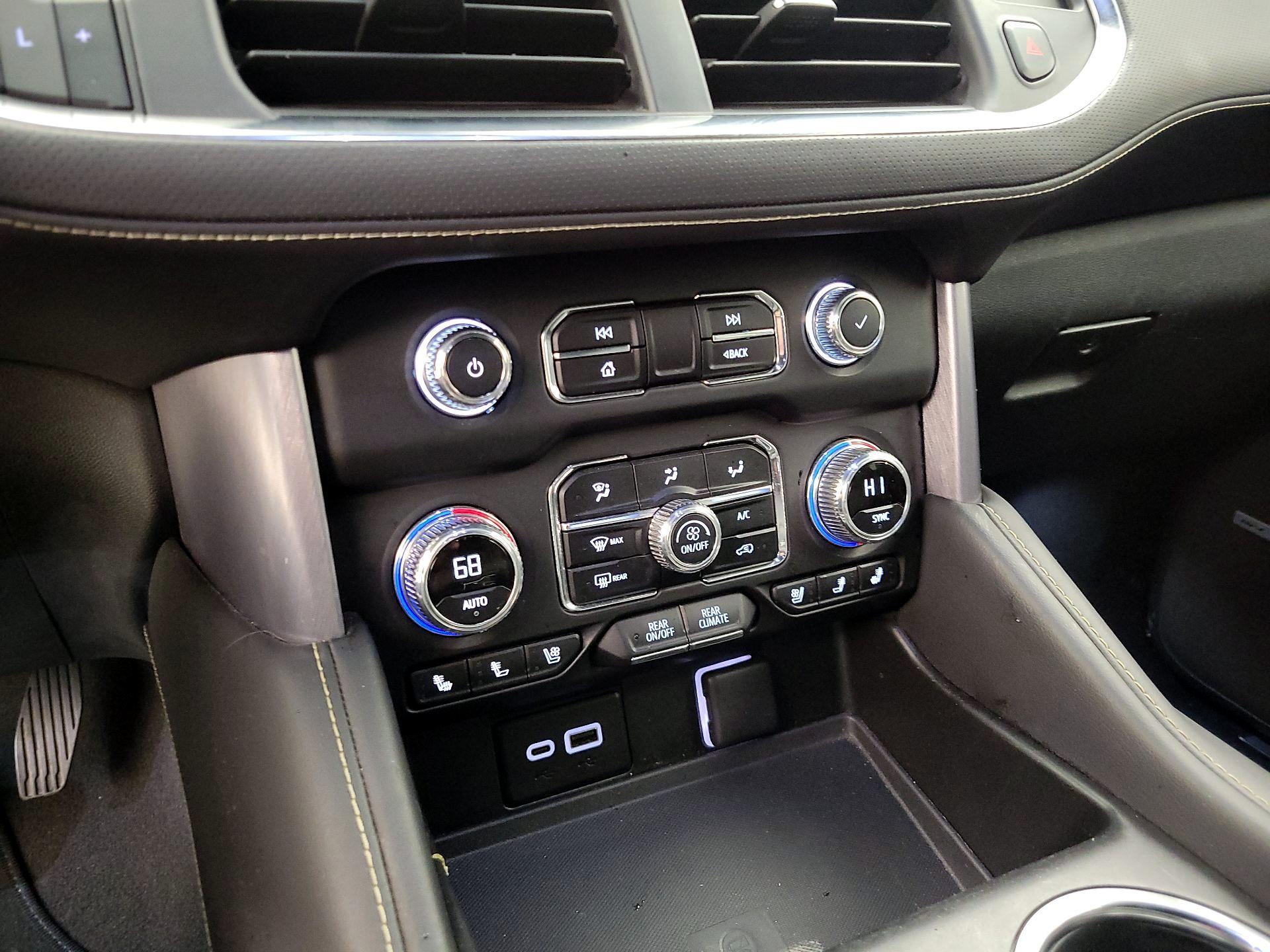 Thumbnail: 2024 GMC Yukon XL - 16