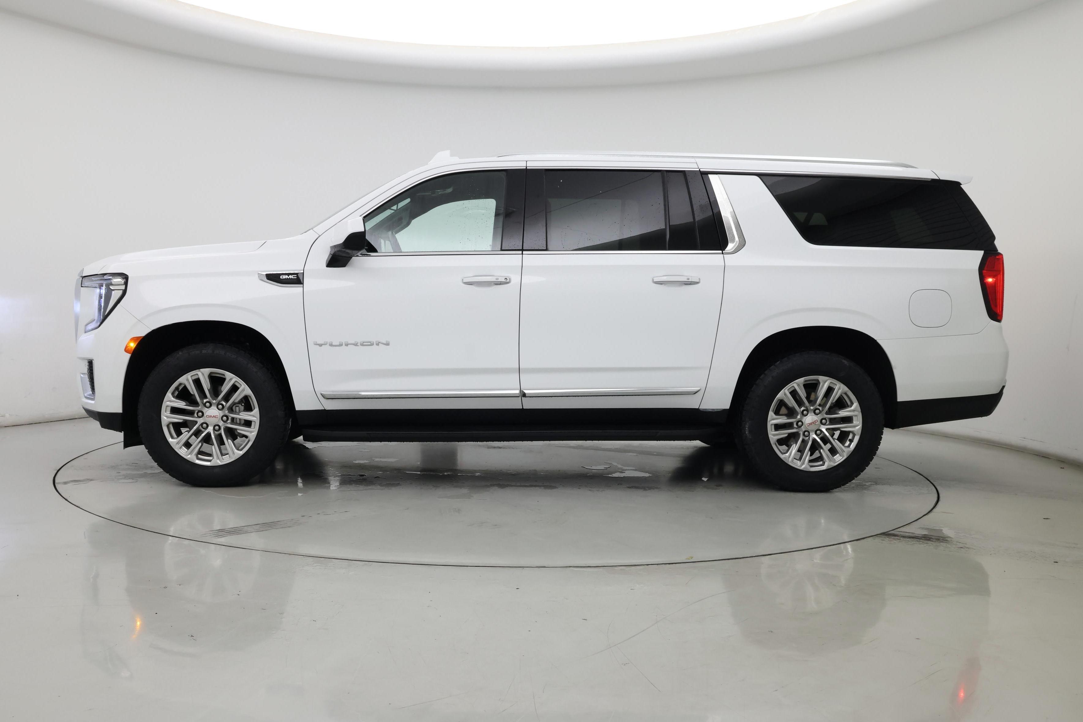 Thumbnail: 2024 GMC Yukon XL - 3