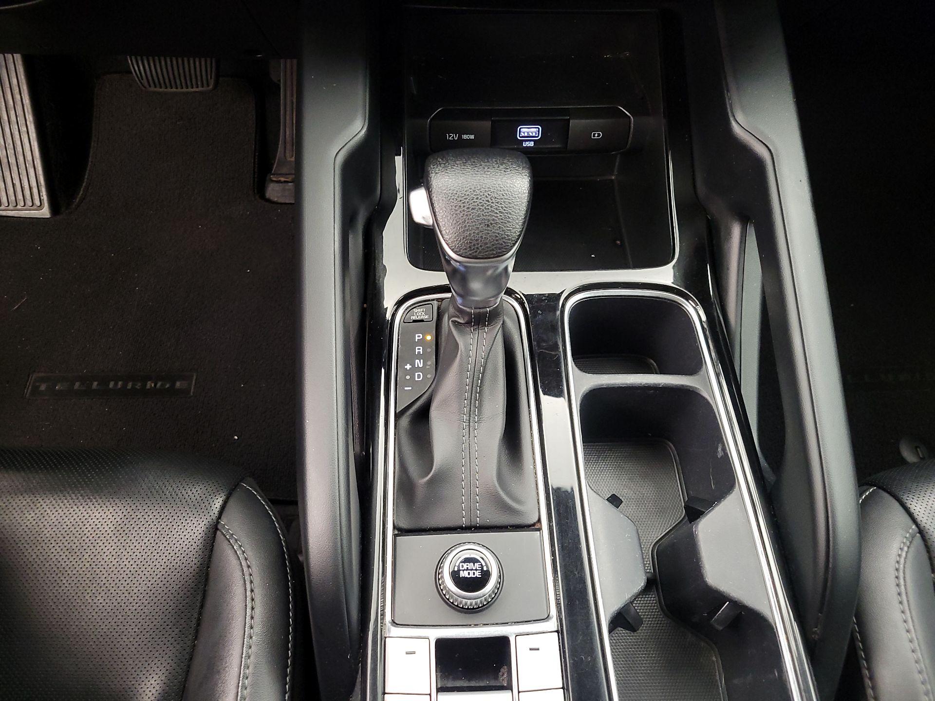 Thumbnail: 2022 Kia Telluride - 18