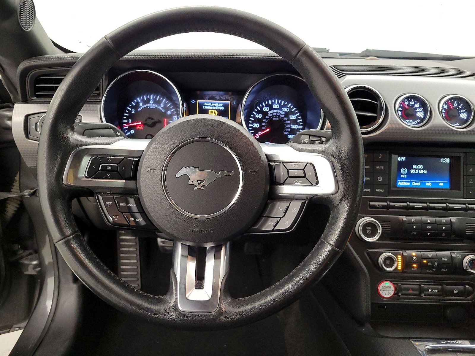 2017 Ford Mustang GT - Photo 11
