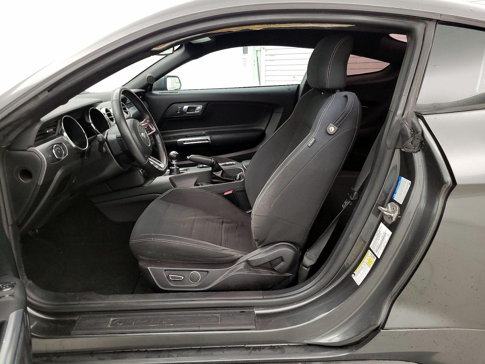 2017 Ford Mustang GT - Photo 12