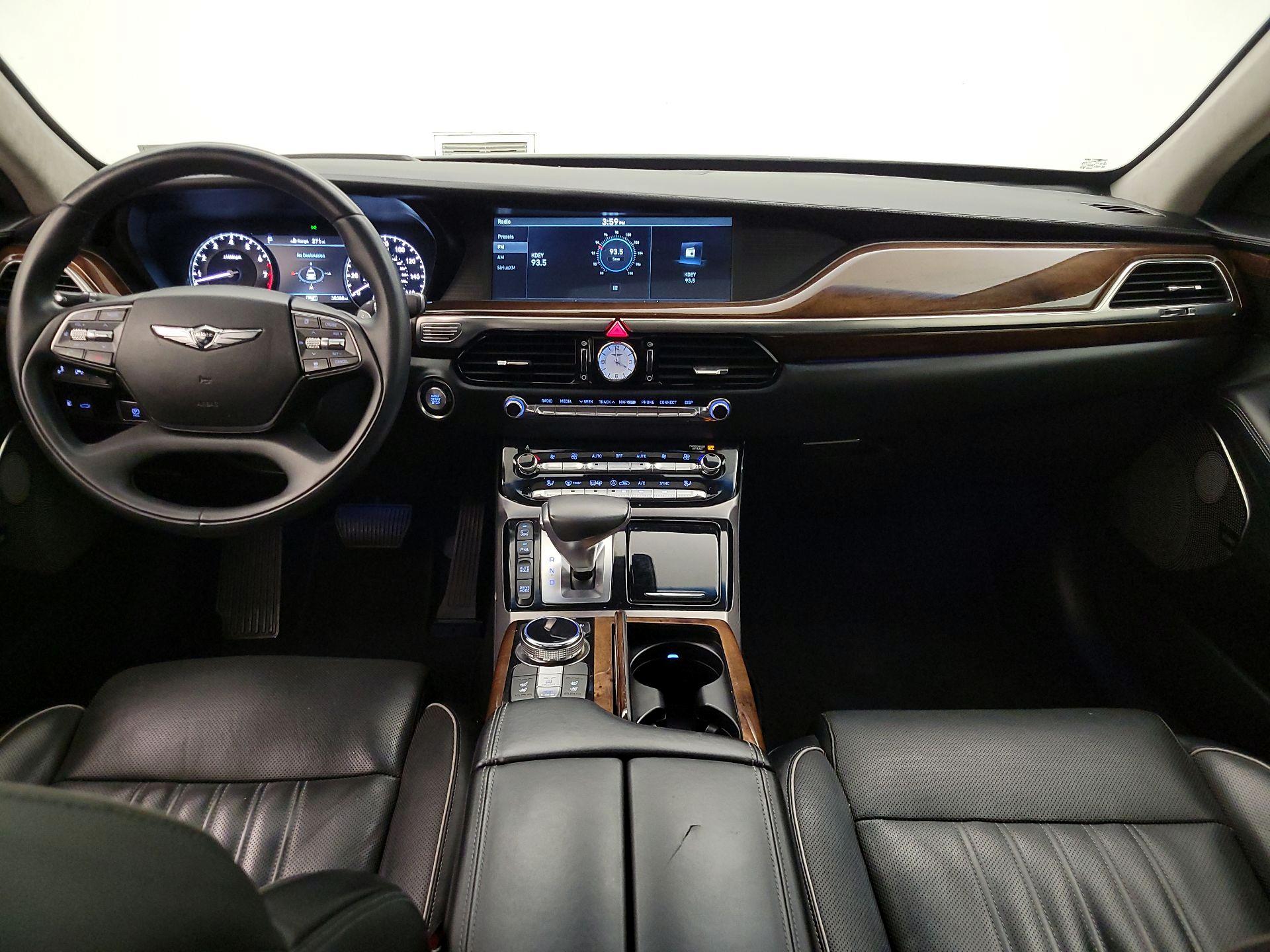 Thumbnail: 2019 Genesis G90 - 9